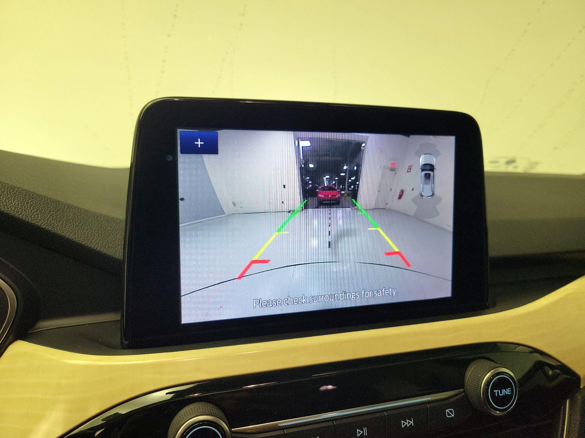 Thumbnail: 2021 Ford Escape - 15