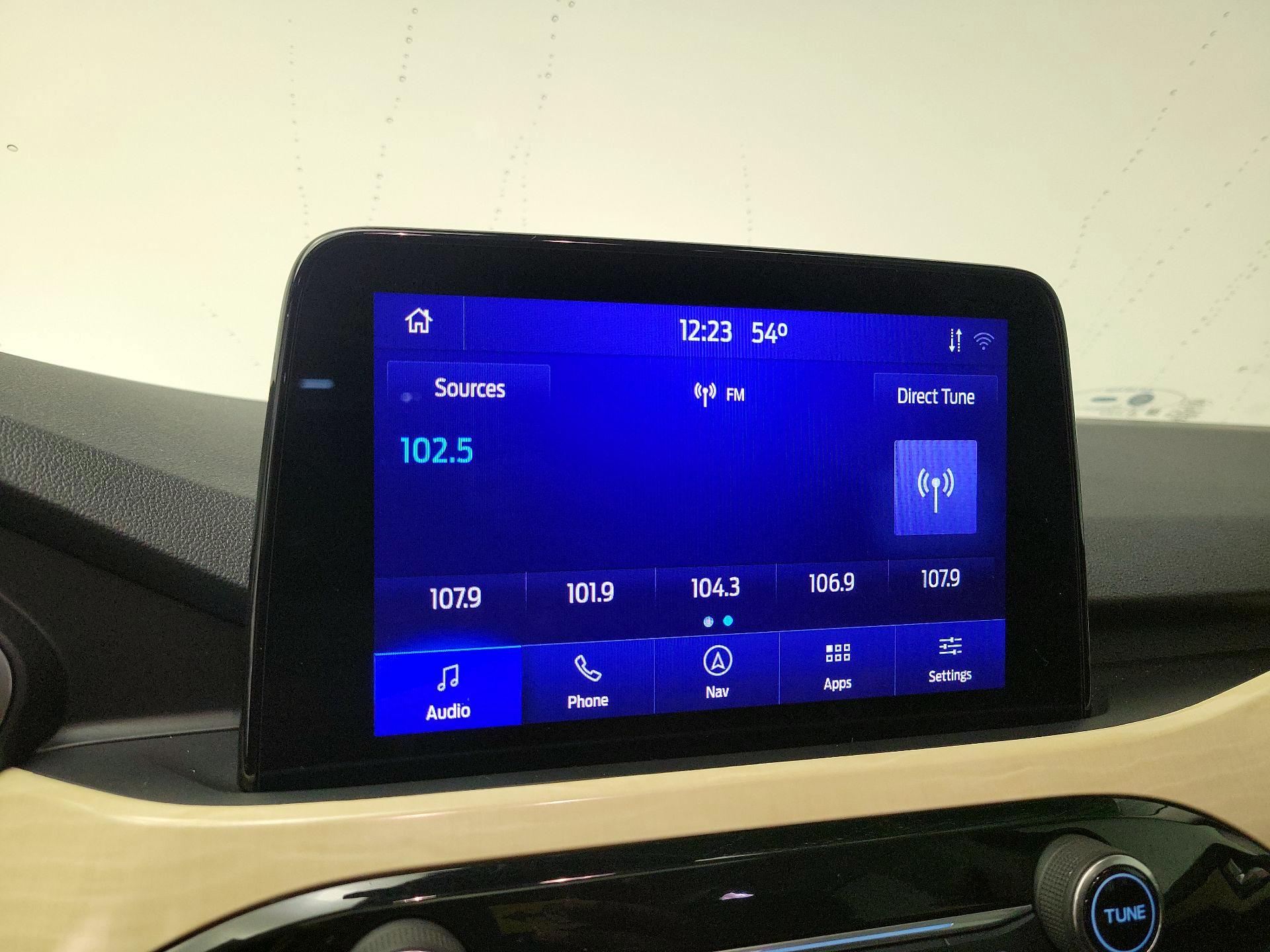 Thumbnail: 2021 Ford Escape - 16