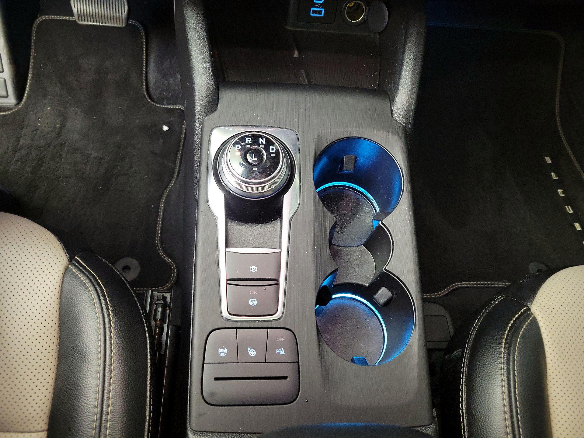 Thumbnail: 2021 Ford Escape - 18