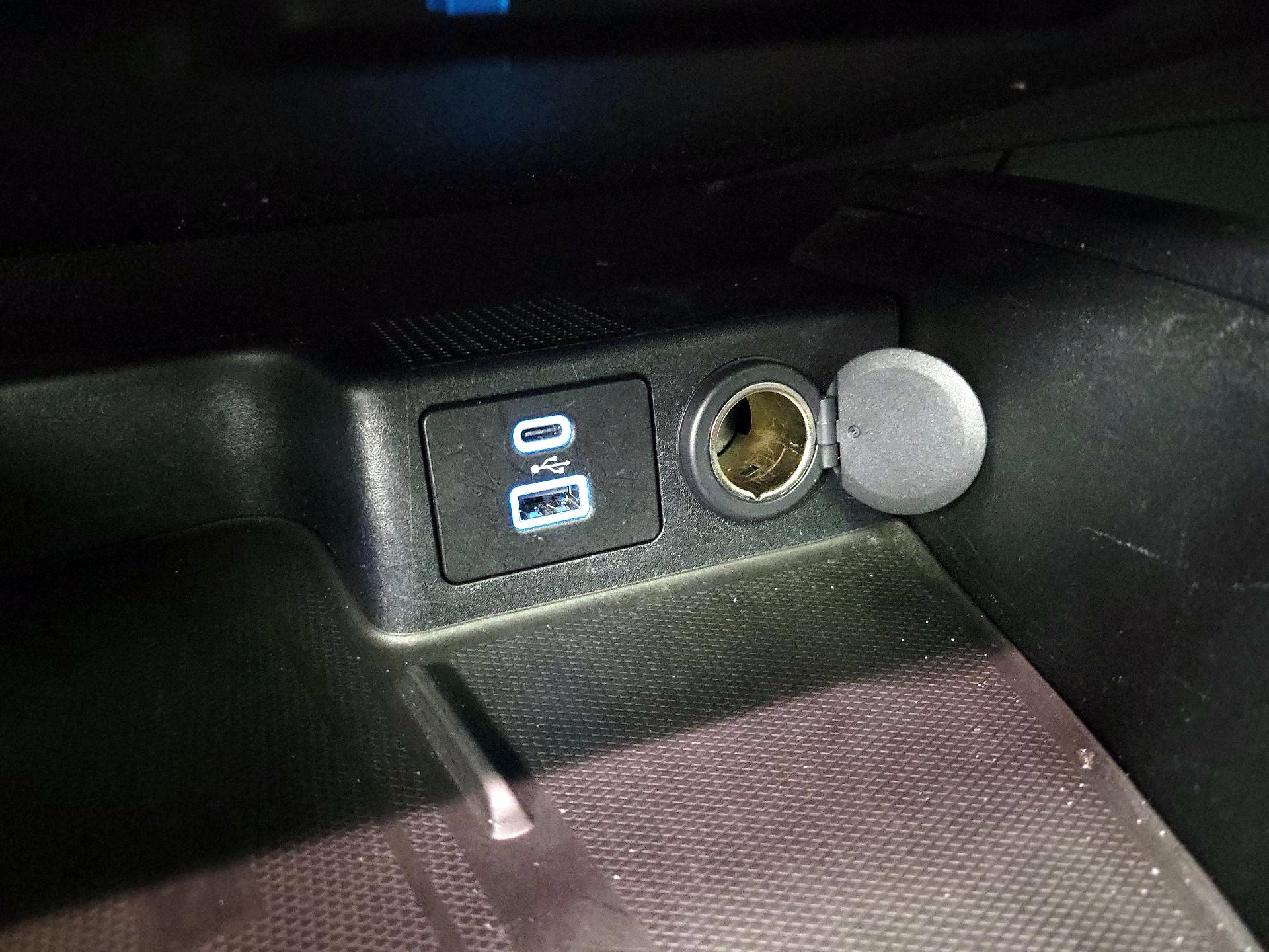 Thumbnail: 2021 Ford Escape - 19