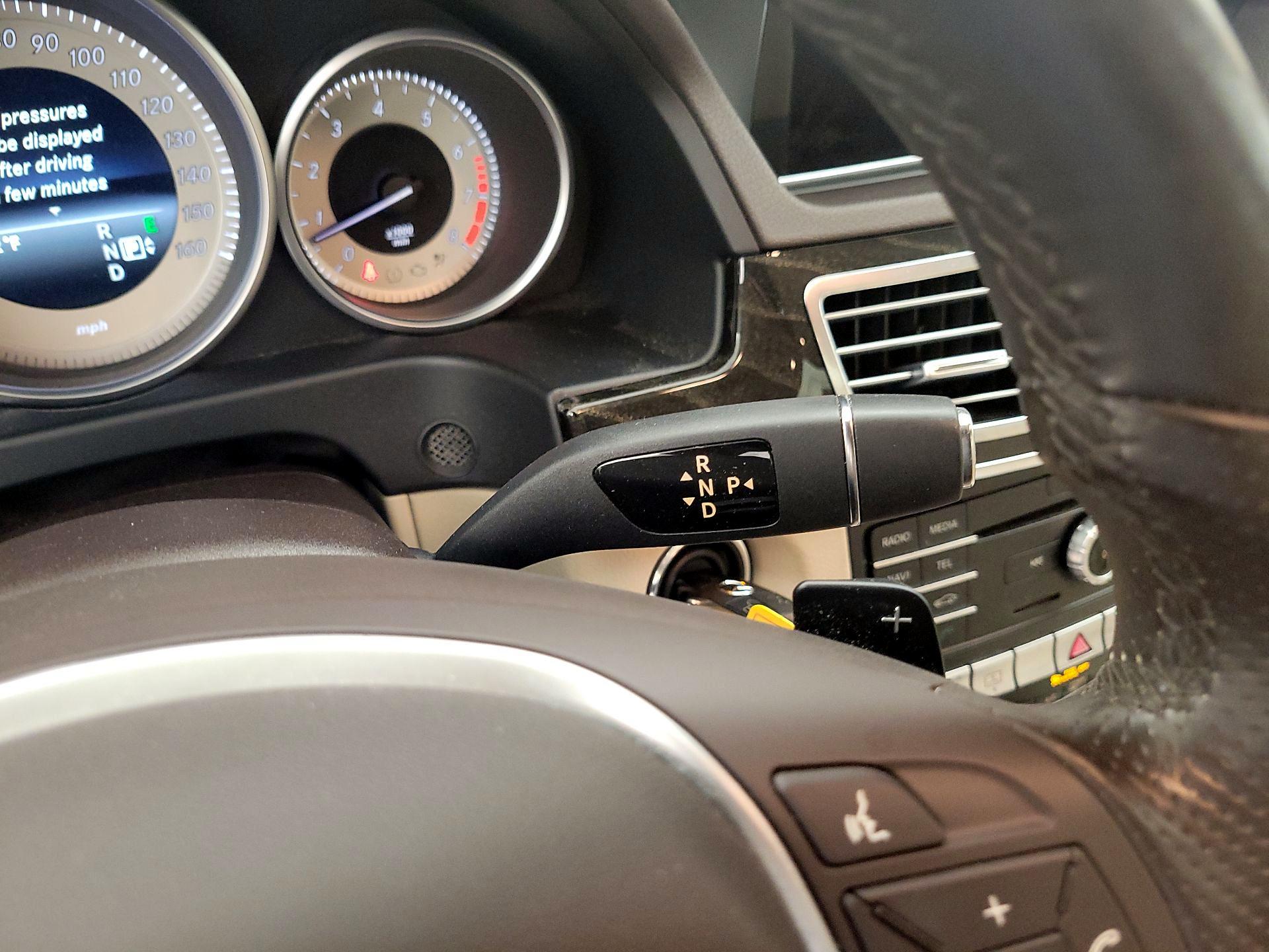 Thumbnail: 2016 Mercedes-Benz E-Class - 17