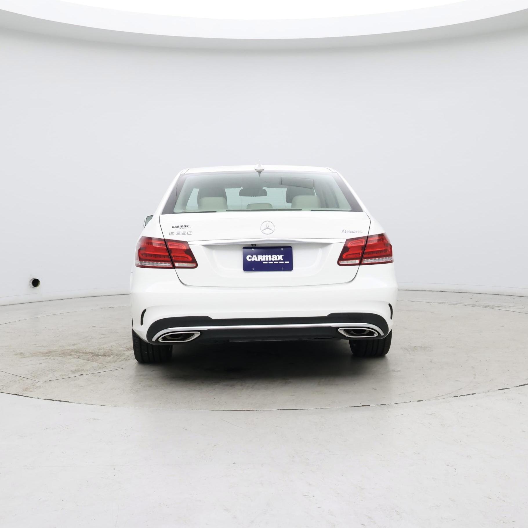 Thumbnail: 2016 Mercedes-Benz E-Class - 6