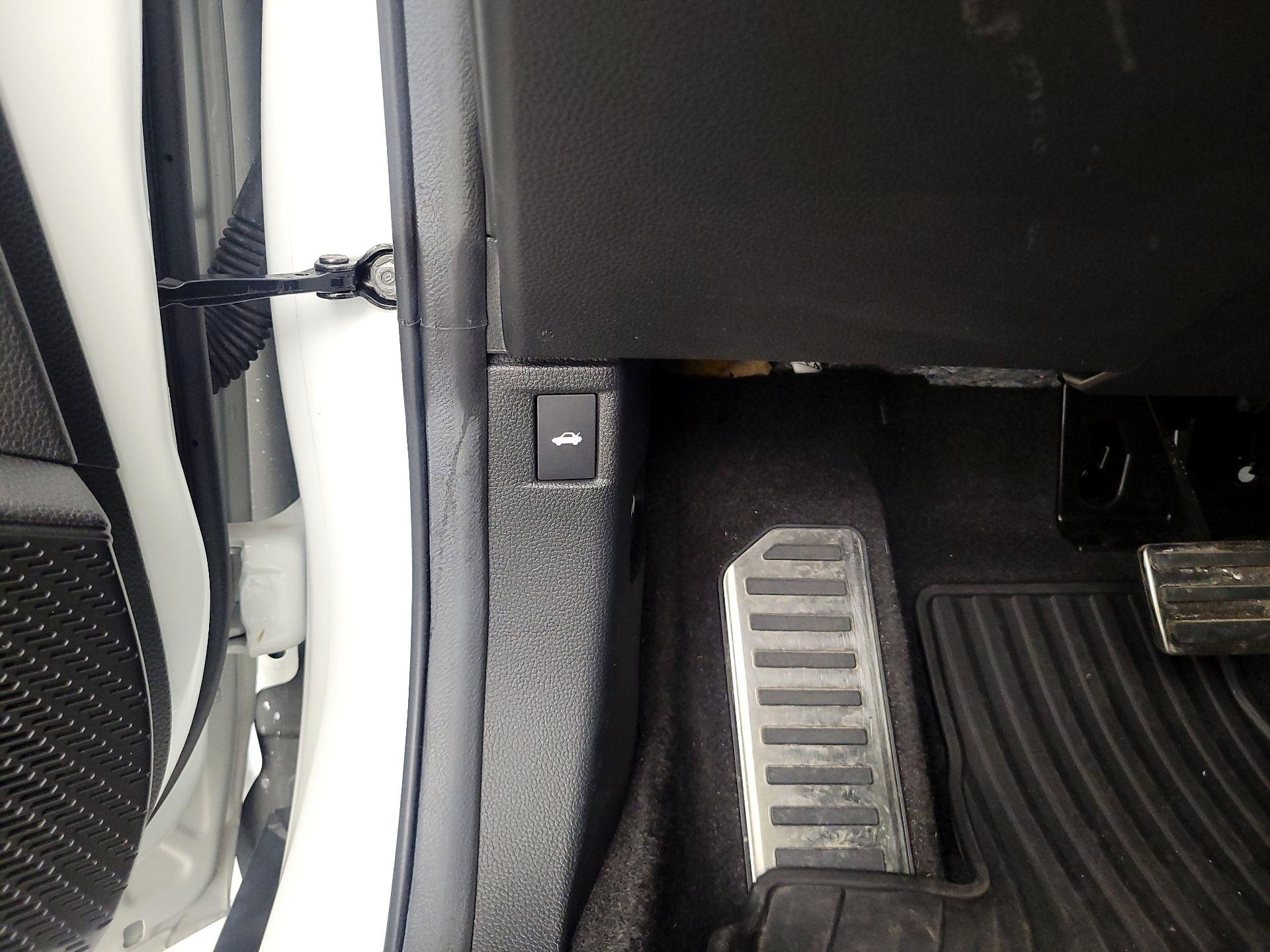 Thumbnail: 2023 Honda Accord - 13