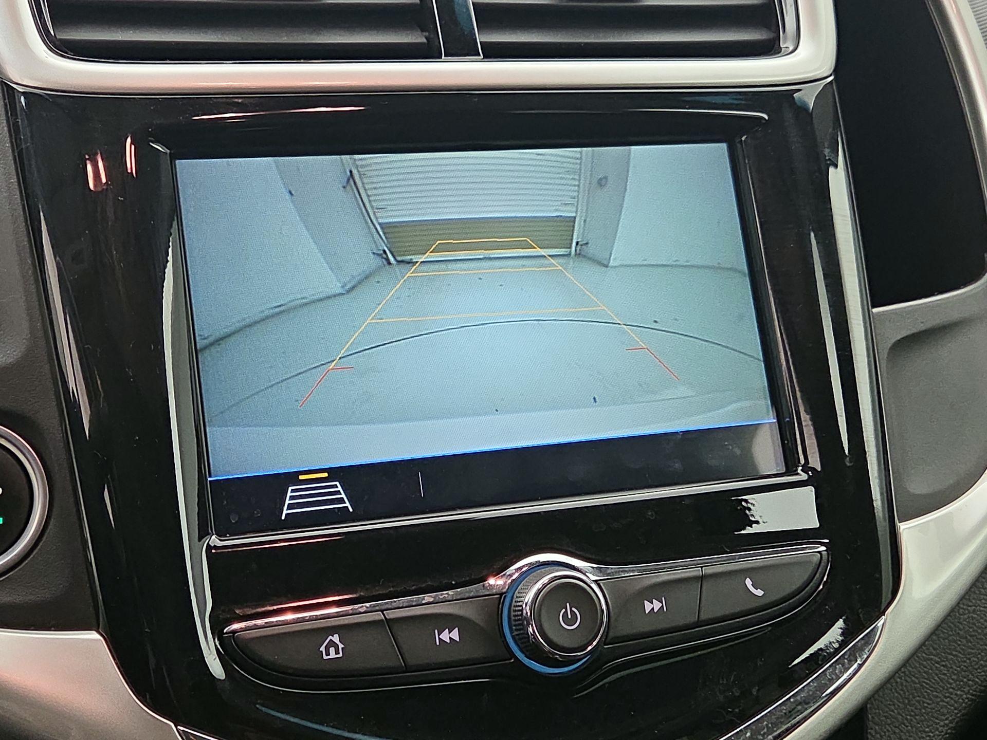 Thumbnail: 2018 Chevrolet Sonic - 14