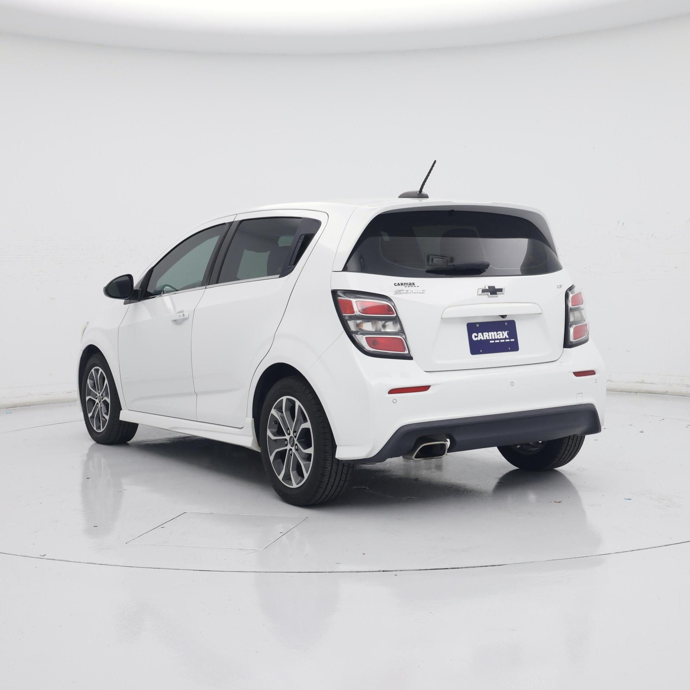 Thumbnail: 2018 Chevrolet Sonic - 2