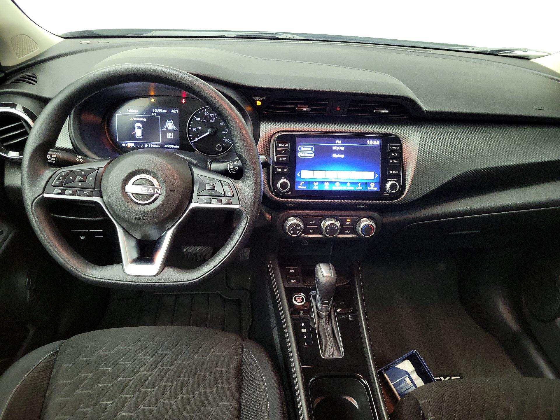 Thumbnail: 2023 Nissan Kicks - 9