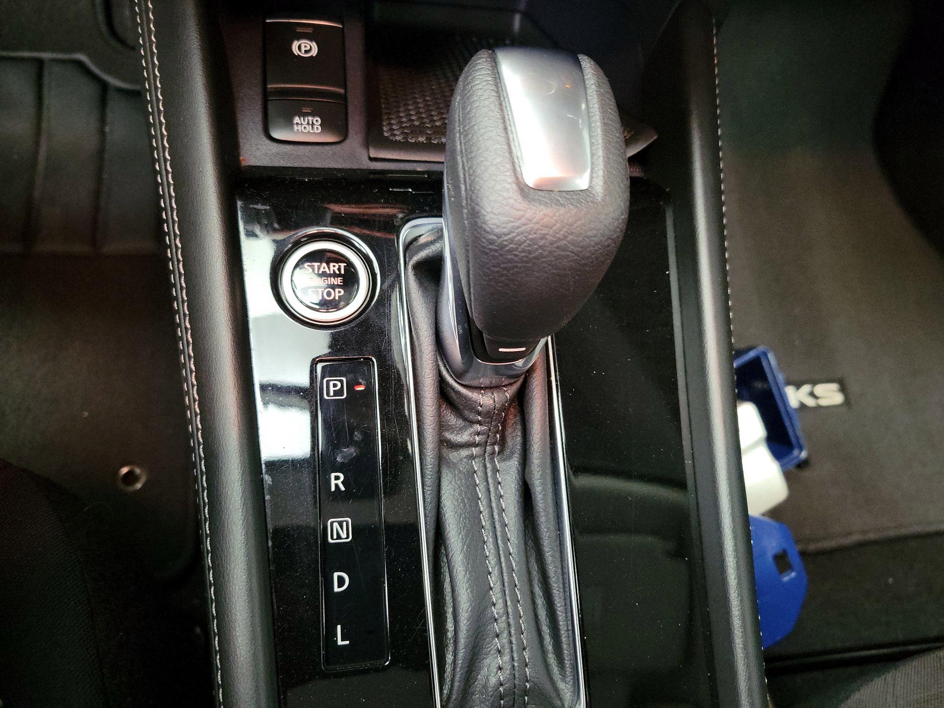 Thumbnail: 2023 Nissan Kicks - 17