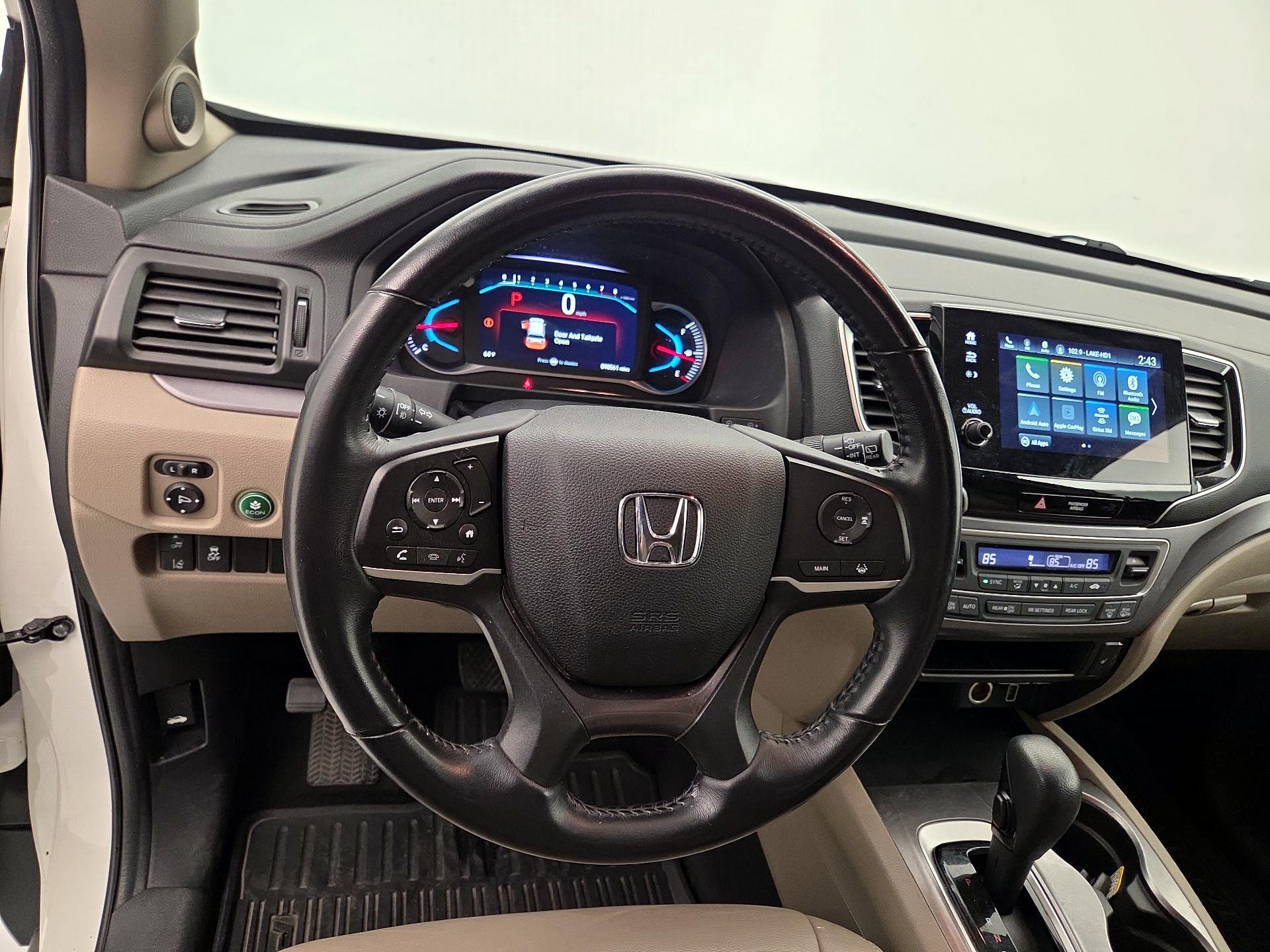 Thumbnail: 2019 Honda Pilot - 10