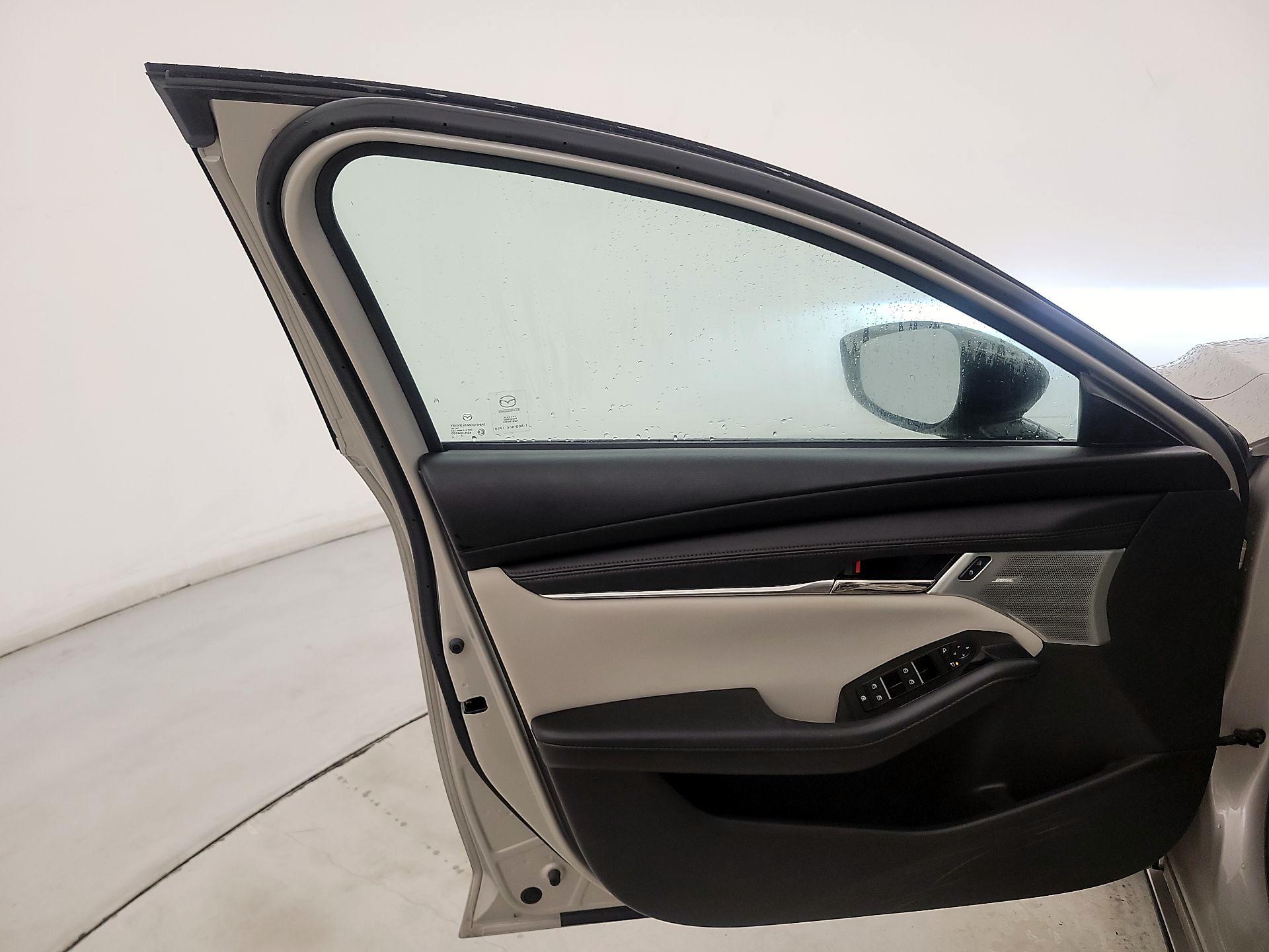 Thumbnail: 2022 Mazda Mazda3 - 12