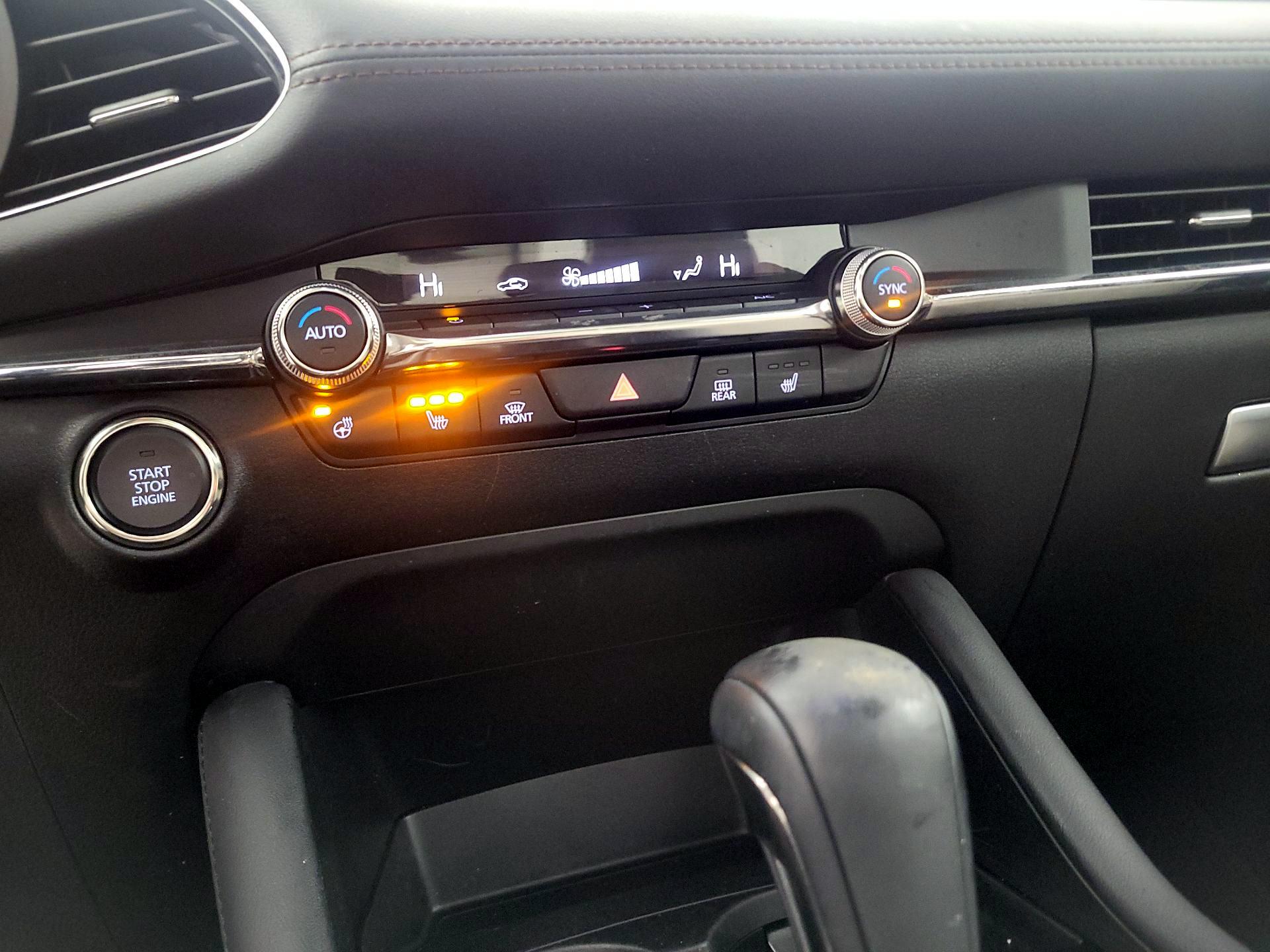 Thumbnail: 2022 Mazda Mazda3 - 16