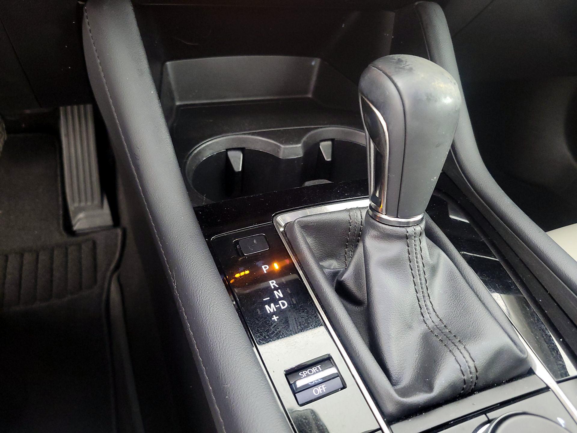 Thumbnail: 2022 Mazda Mazda3 - 17