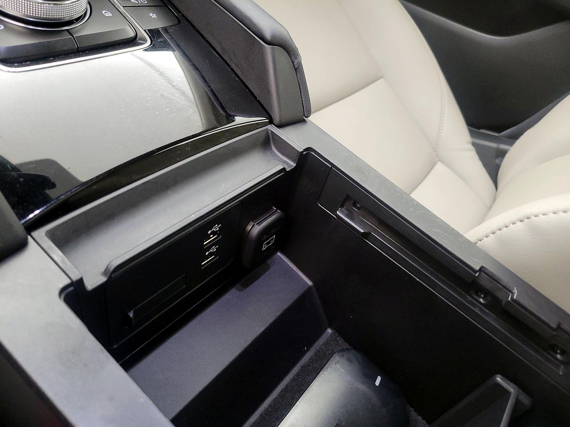 Thumbnail: 2022 Mazda Mazda3 - 18