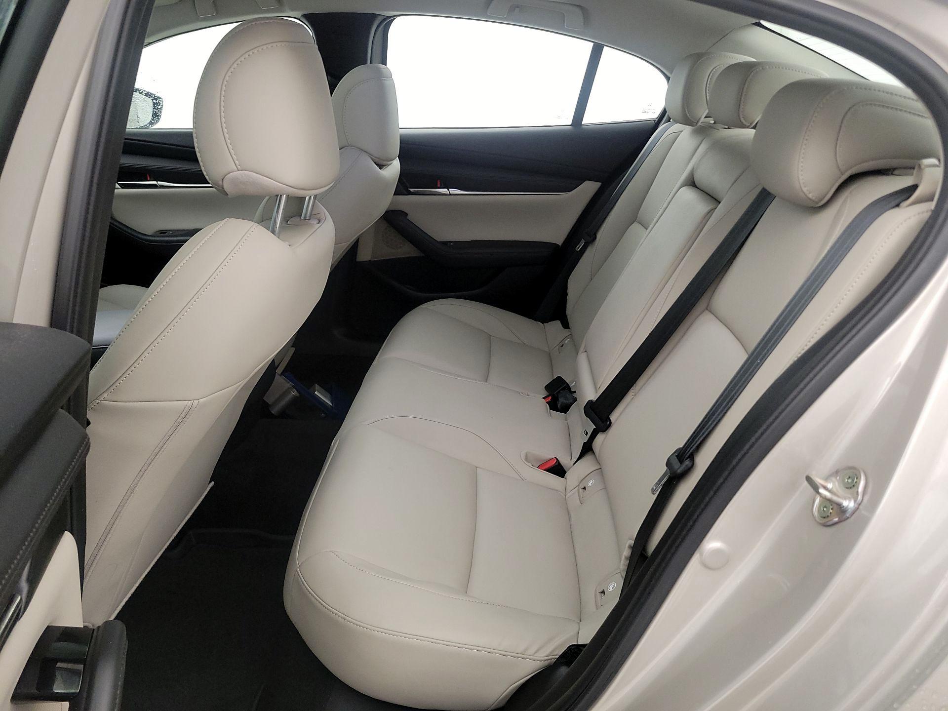 Thumbnail: 2022 Mazda Mazda3 - 20