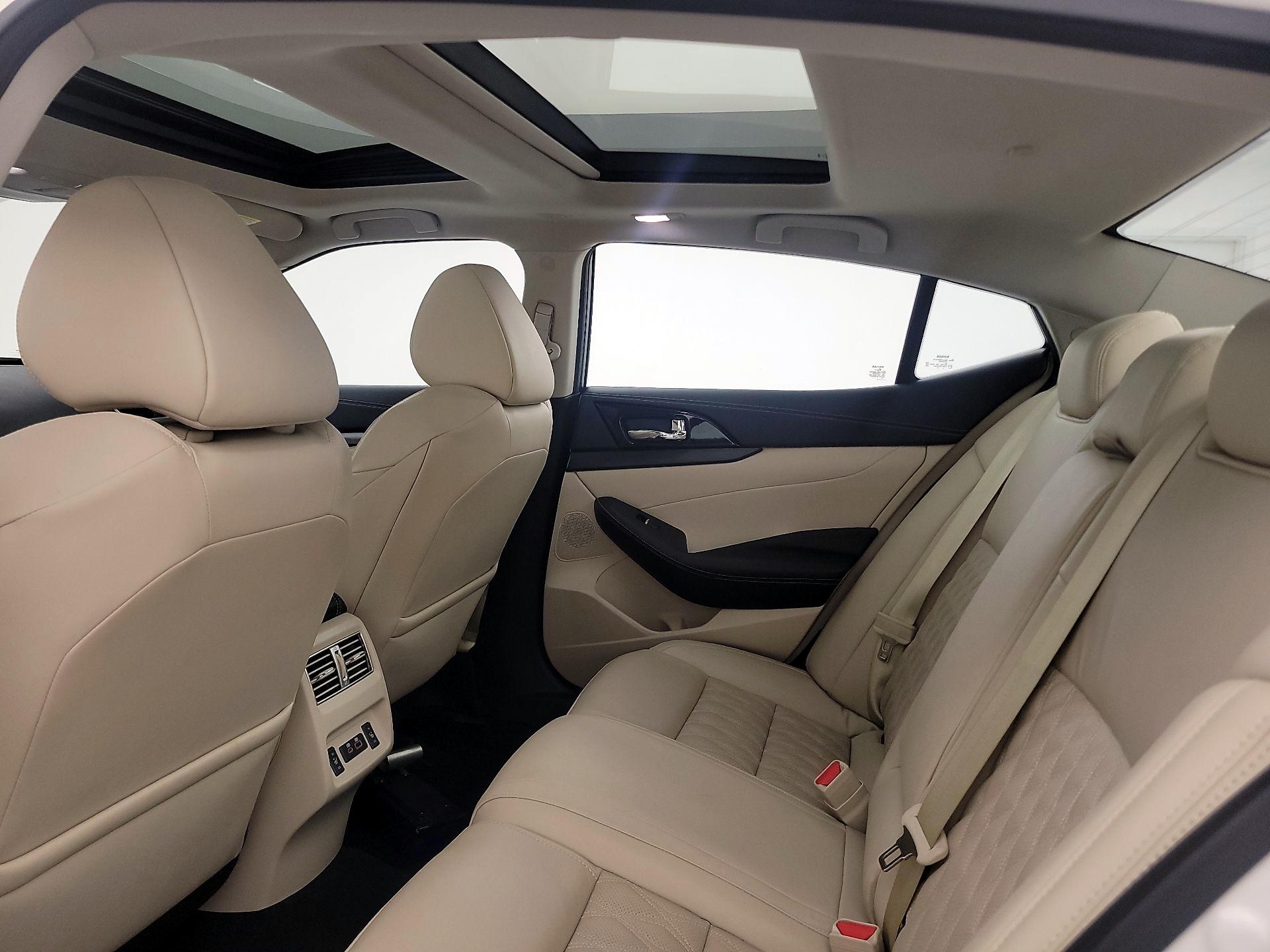 Thumbnail: 2023 Nissan Maxima - 20