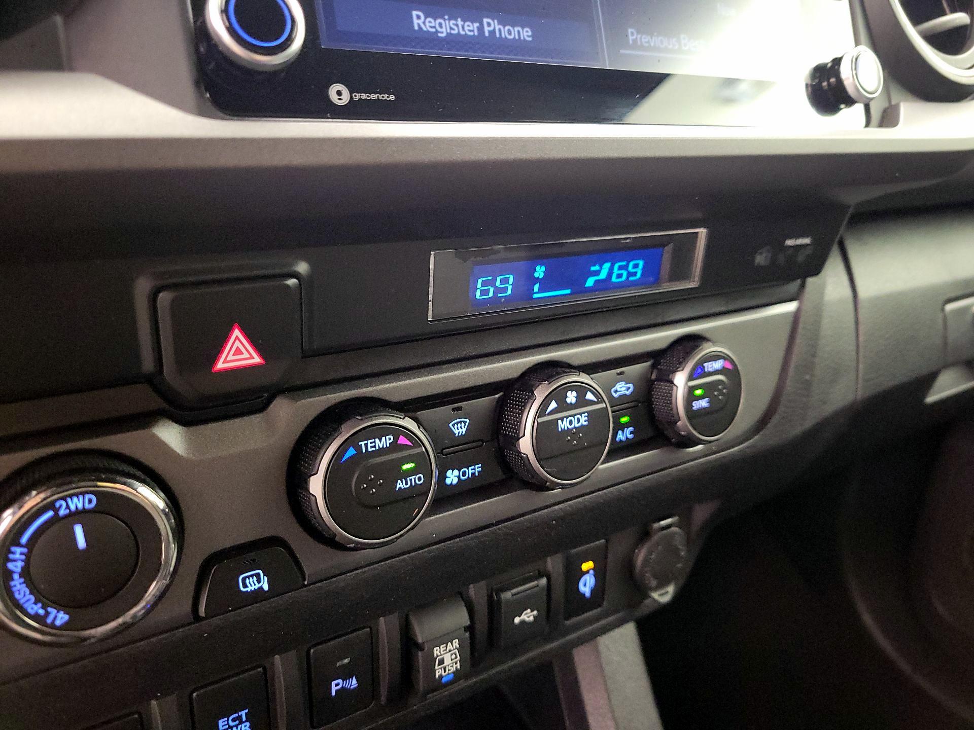 Thumbnail: 2023 Toyota Tacoma - 17