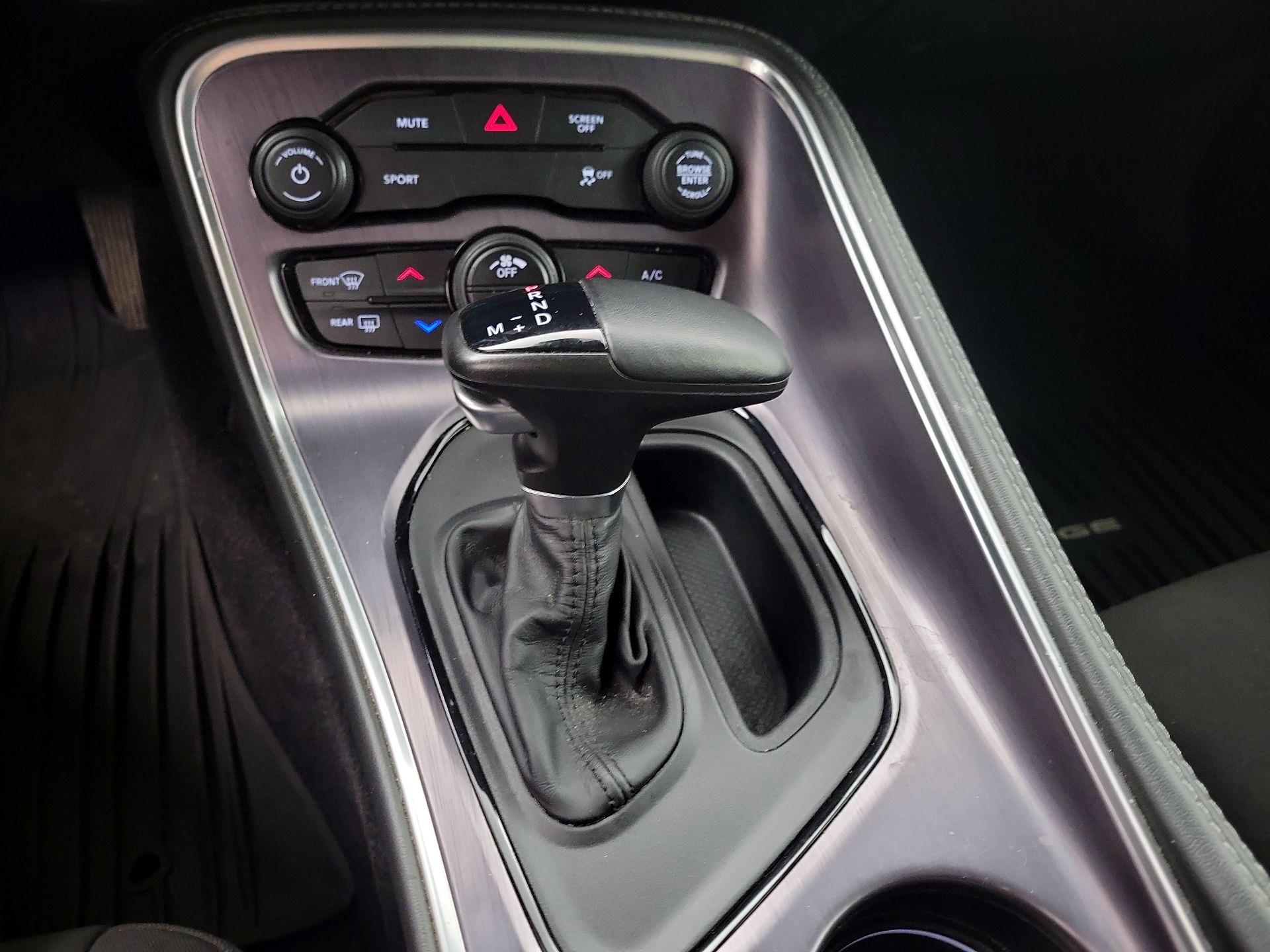 Thumbnail: 2018 Dodge Challenger - 16