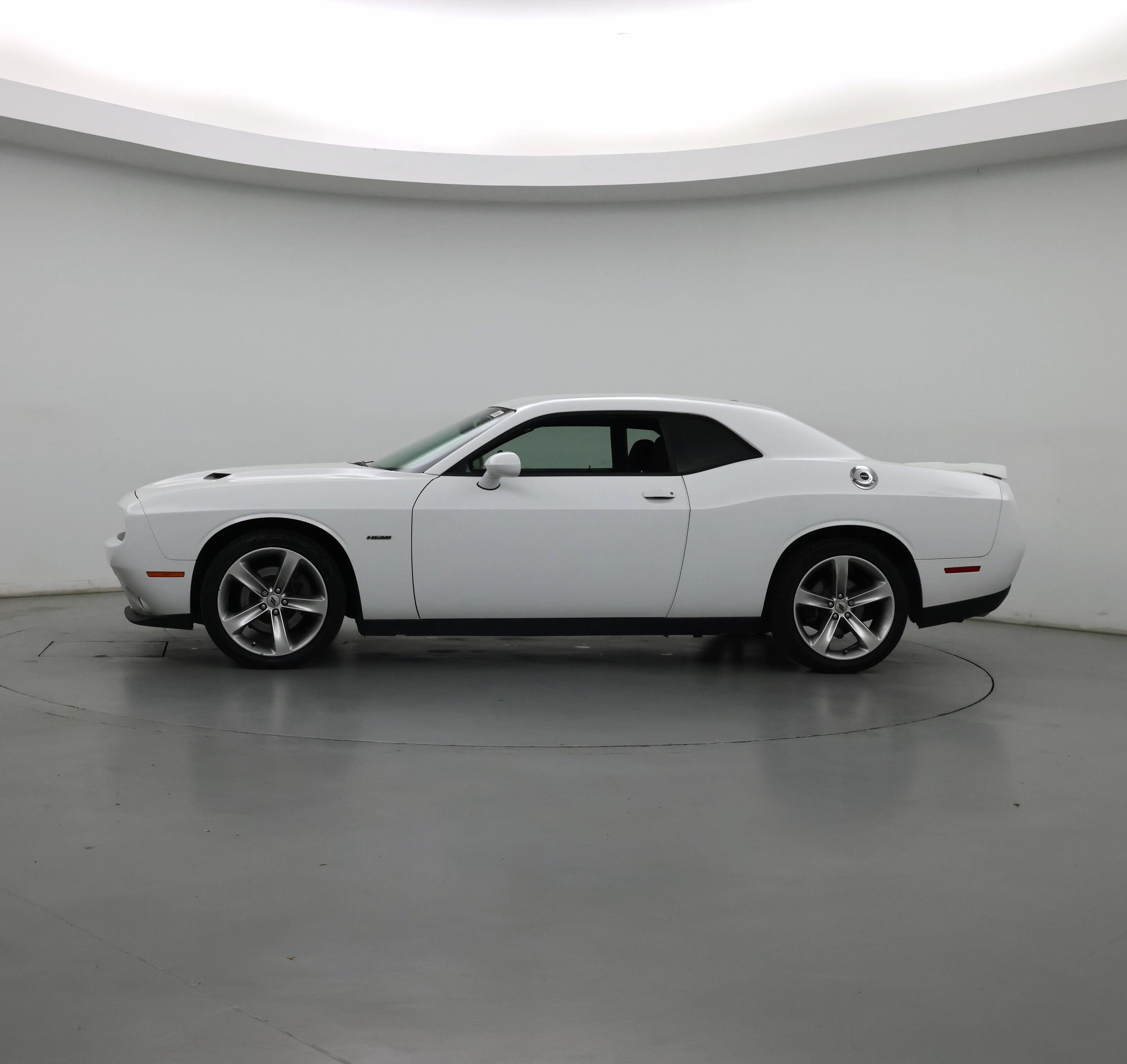 Thumbnail: 2018 Dodge Challenger - 3