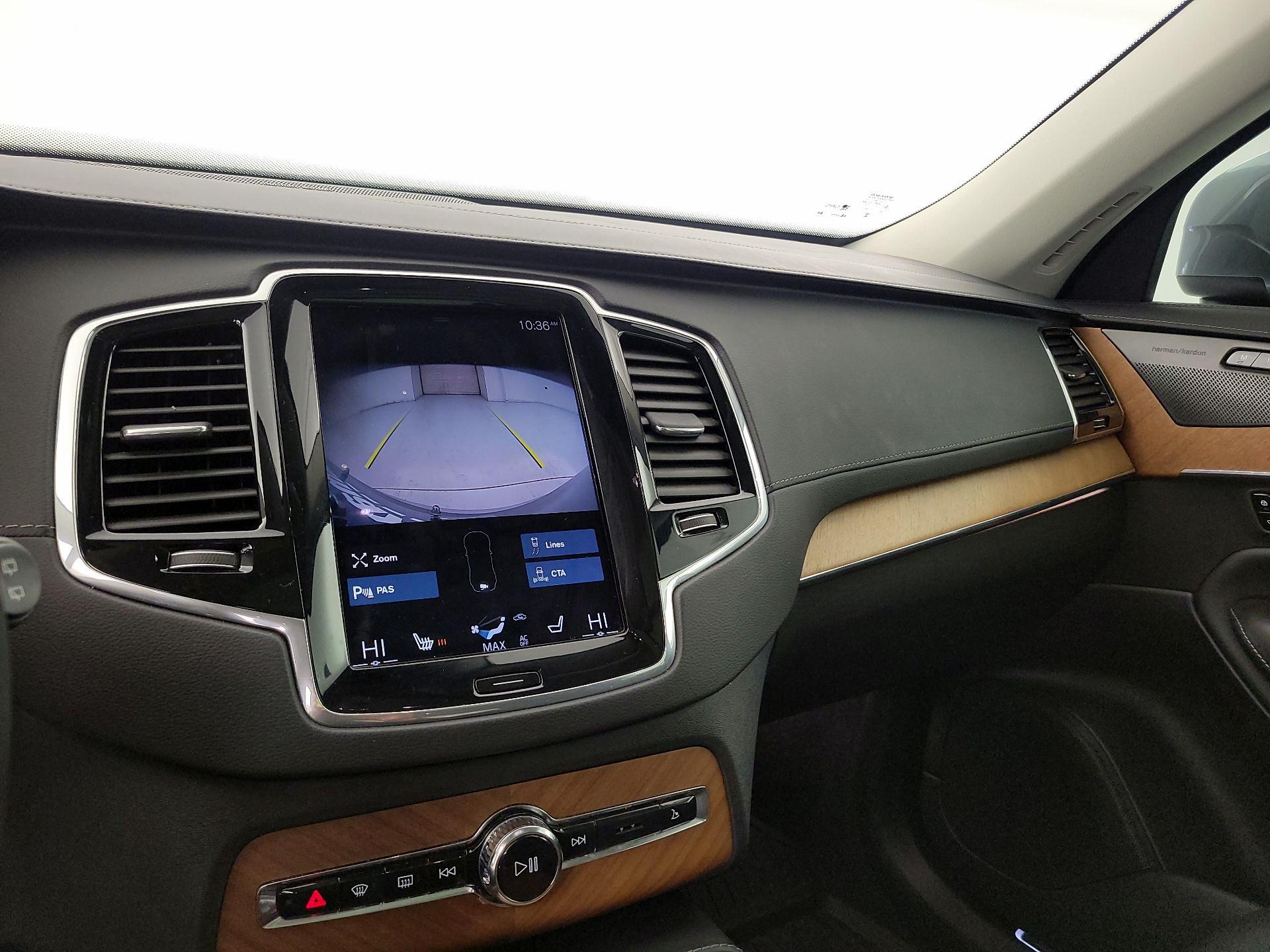 Thumbnail: 2020 Volvo XC90 - 15