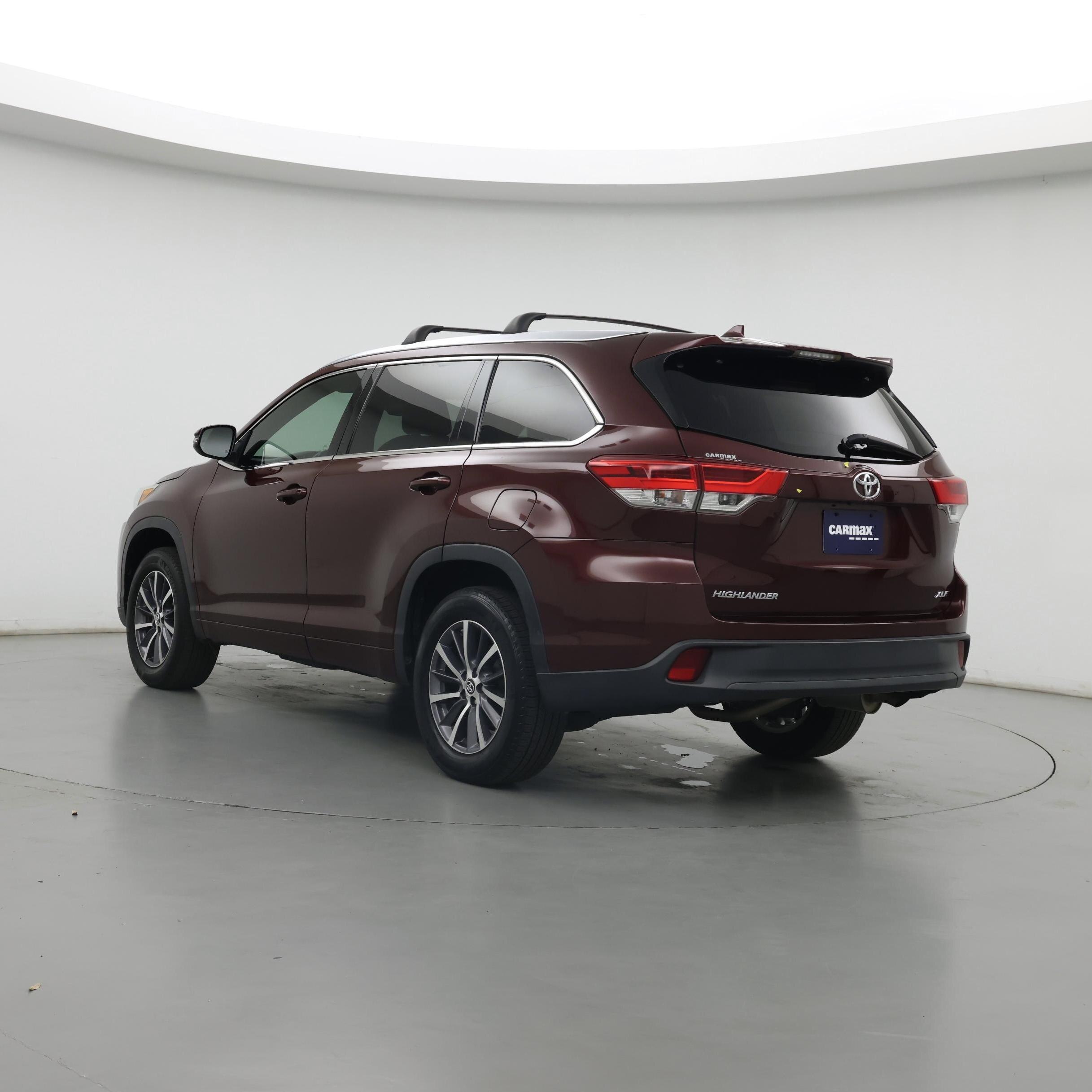 Thumbnail: 2018 Toyota Highlander - 2
