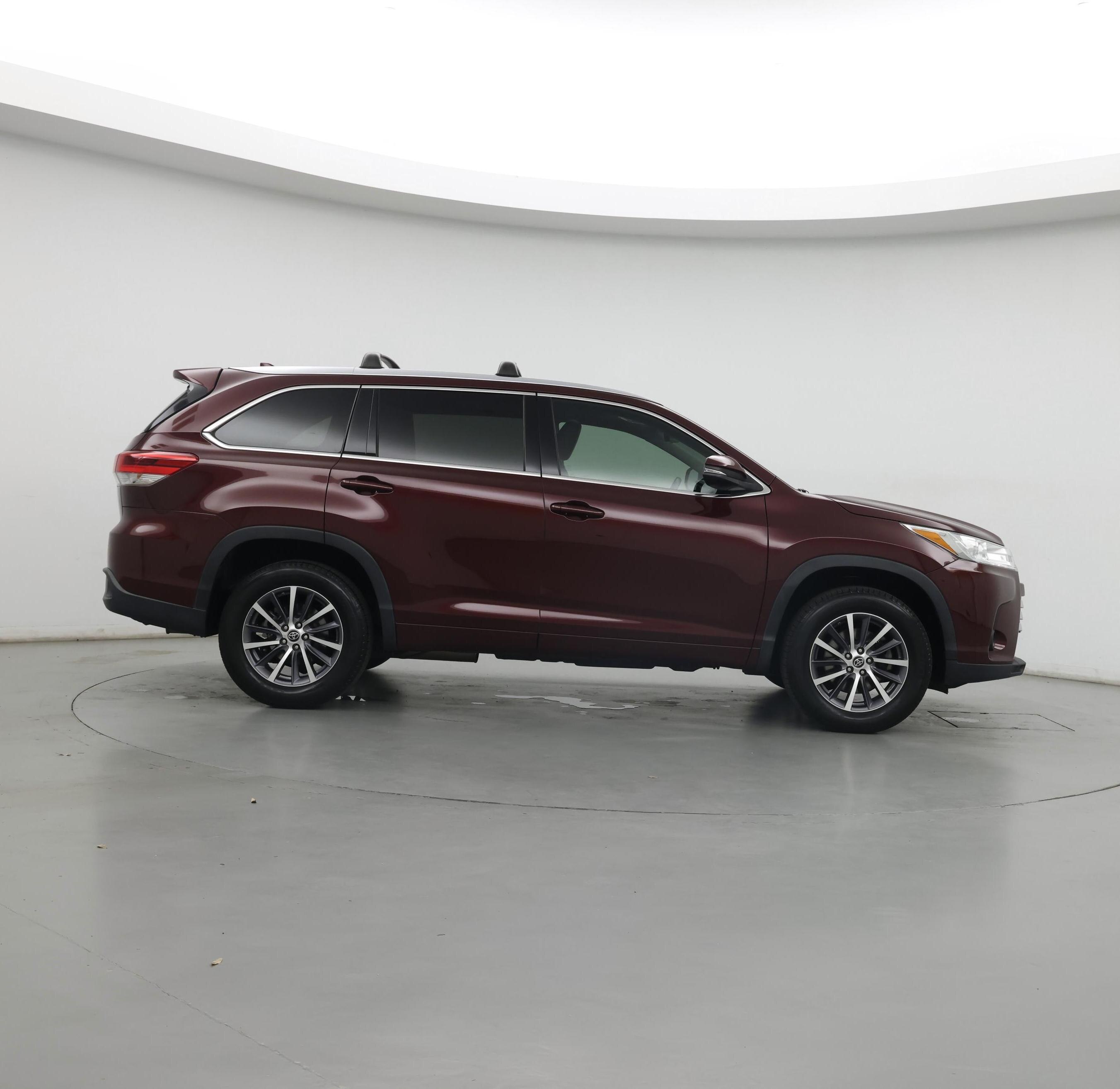 Thumbnail: 2018 Toyota Highlander - 7