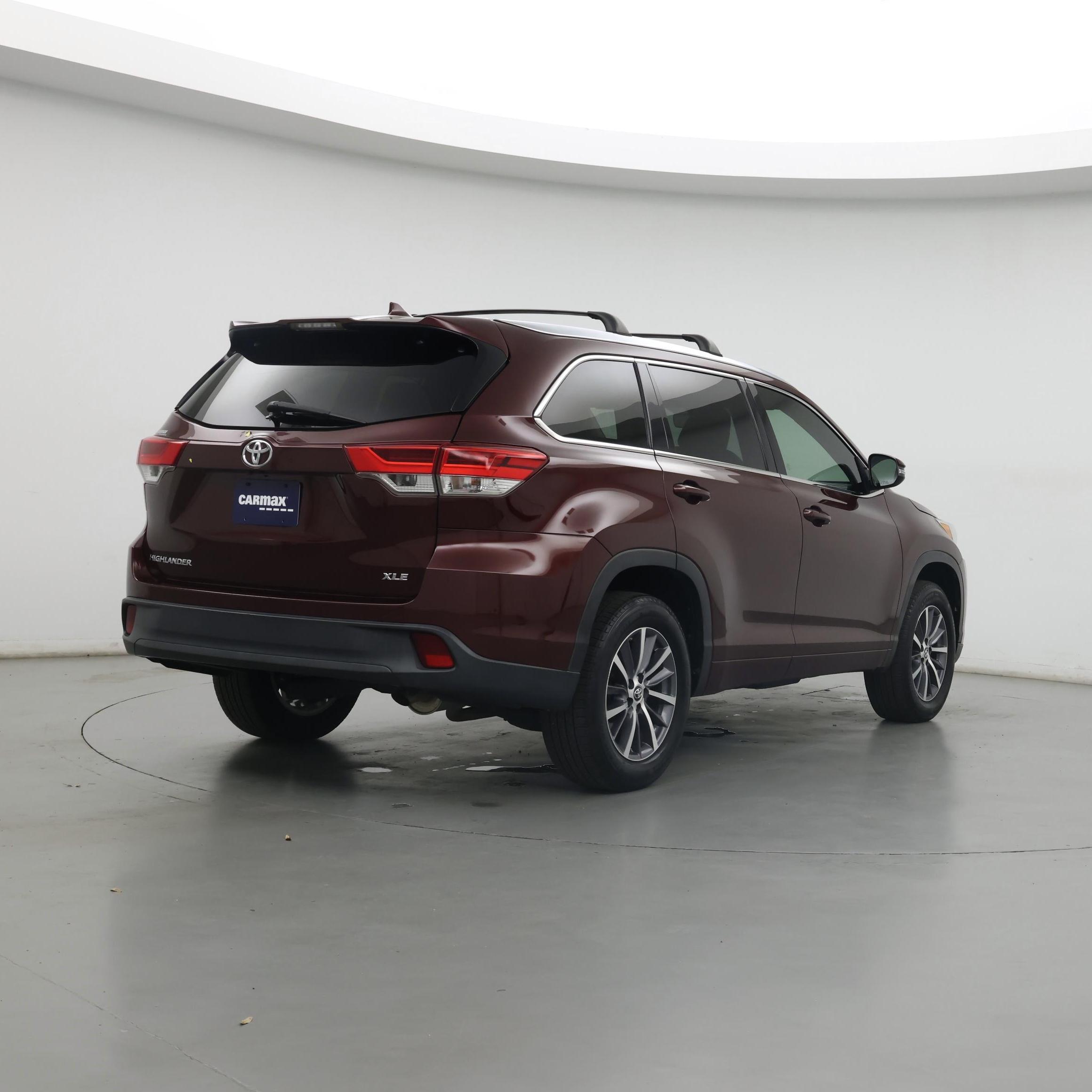 Thumbnail: 2018 Toyota Highlander - 8