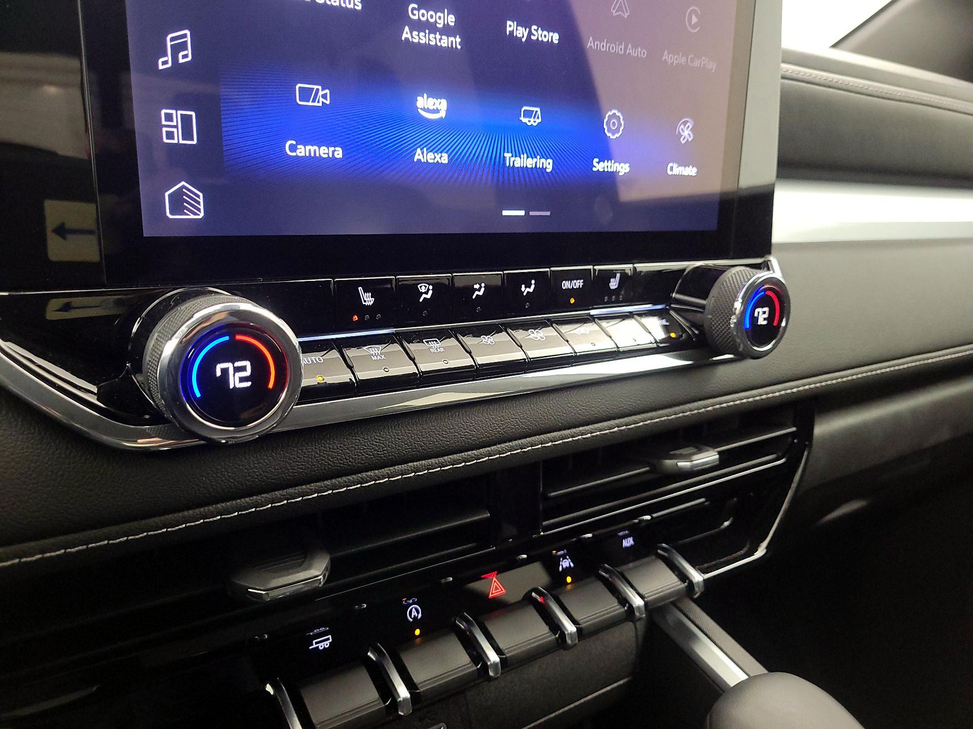 Thumbnail: 2025 Chevrolet Colorado - 16