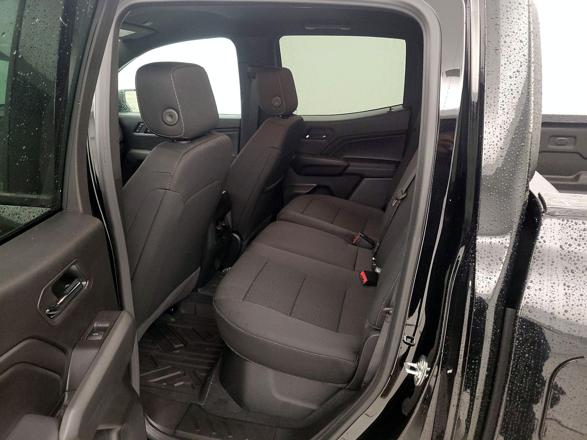 Thumbnail: 2025 Chevrolet Colorado - 19