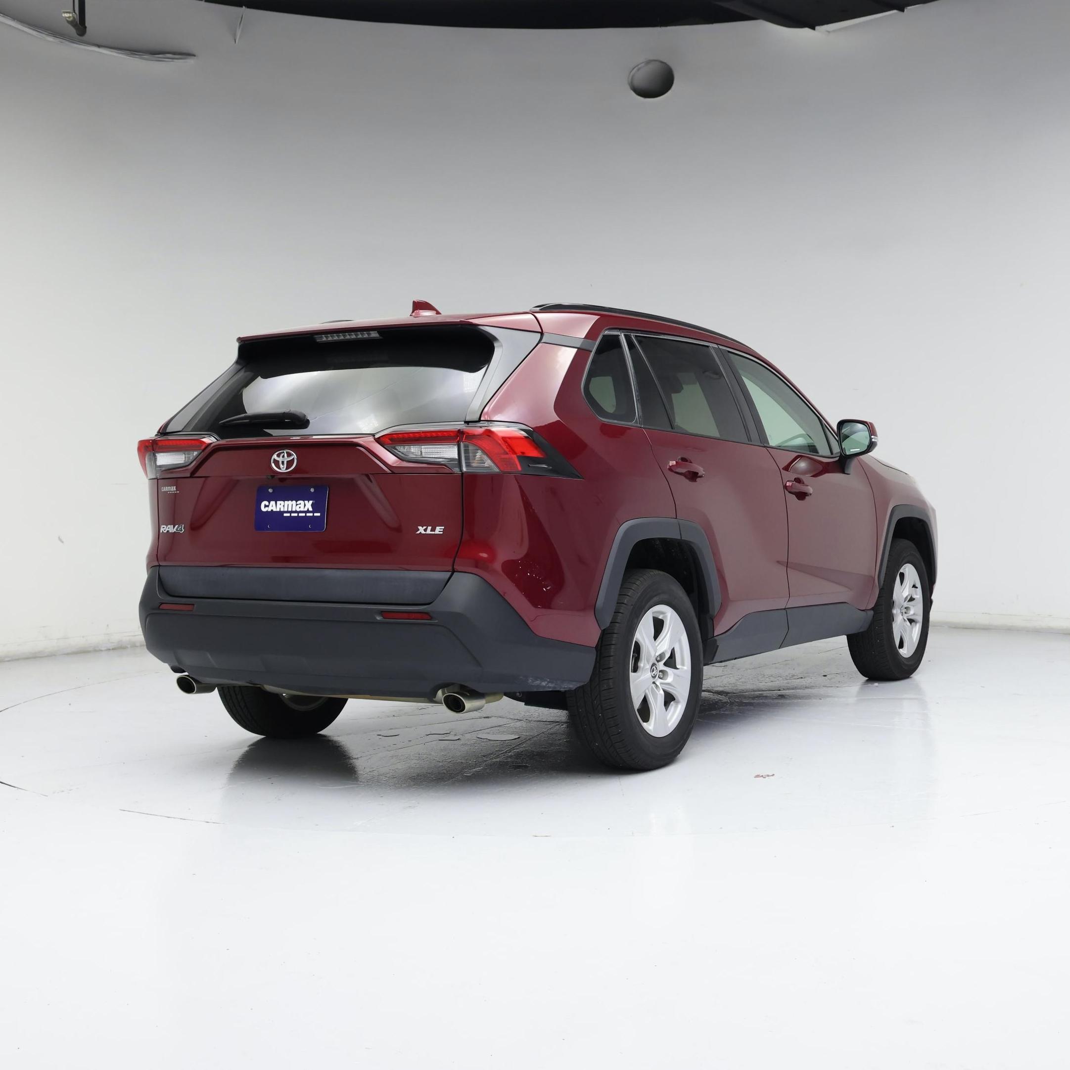 Thumbnail: 2021 Toyota RAV4 - 8