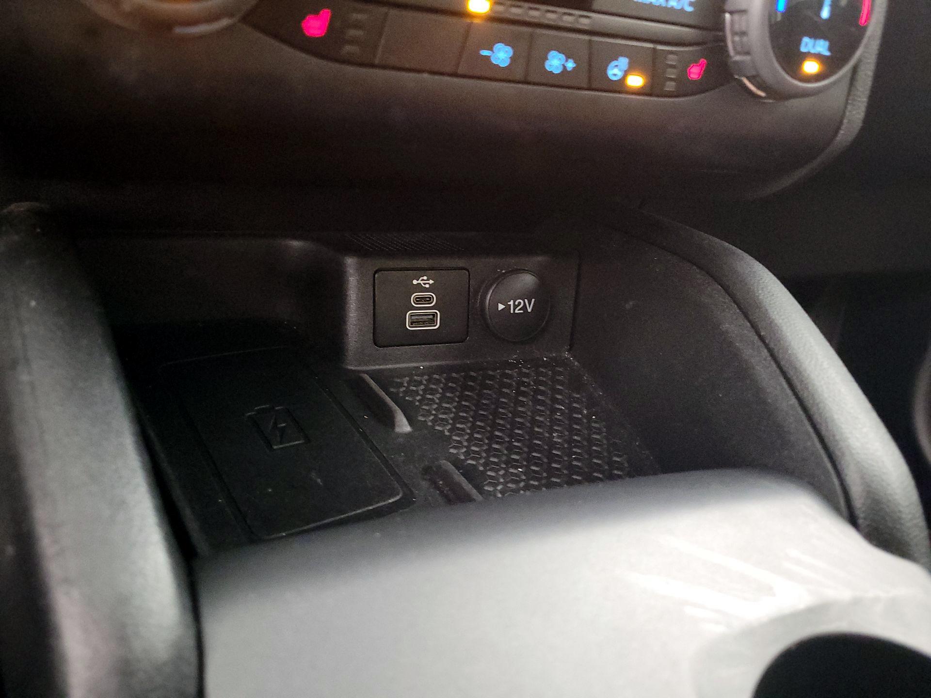 Thumbnail: 2023 Ford Bronco Sport - 18