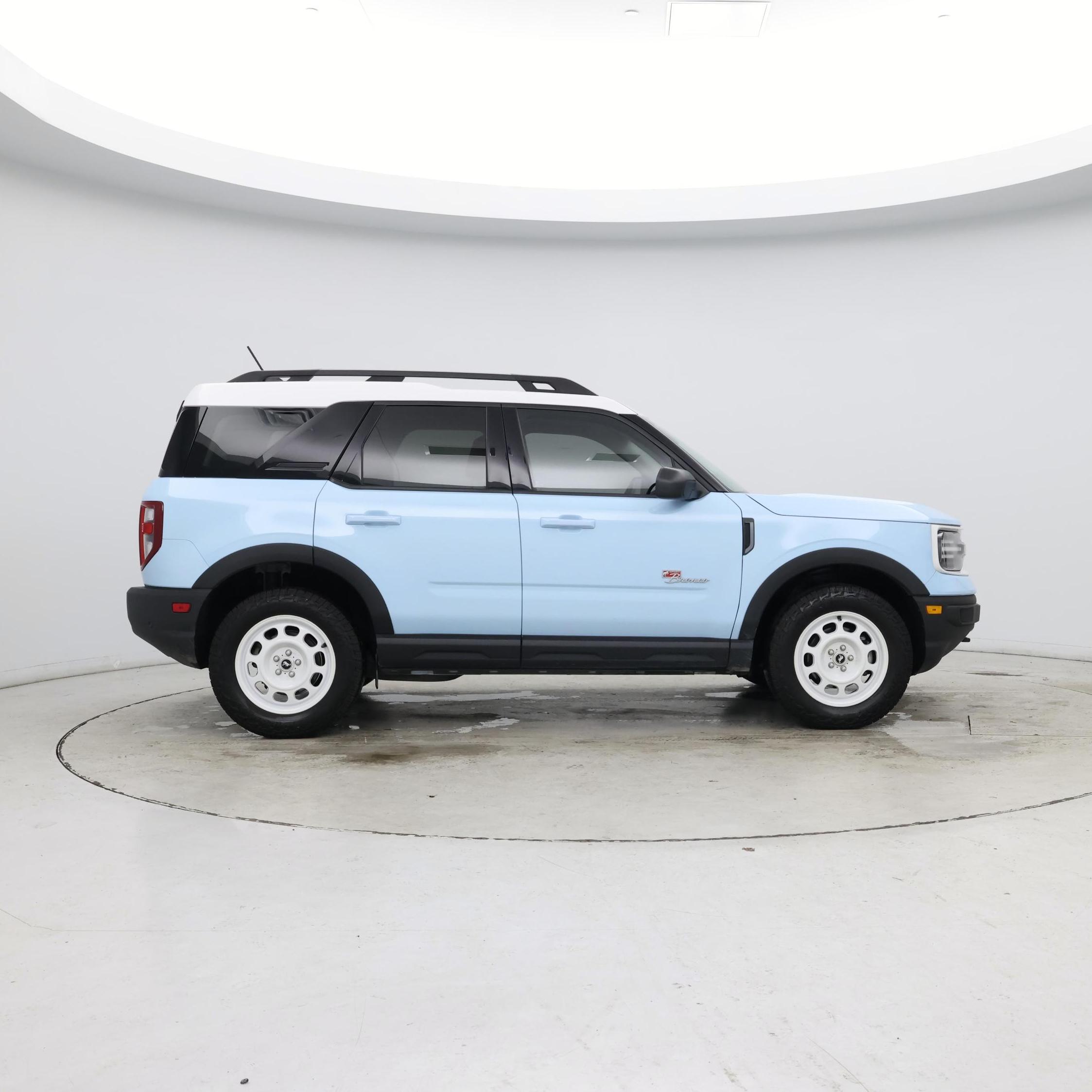 Thumbnail: 2023 Ford Bronco Sport - 7