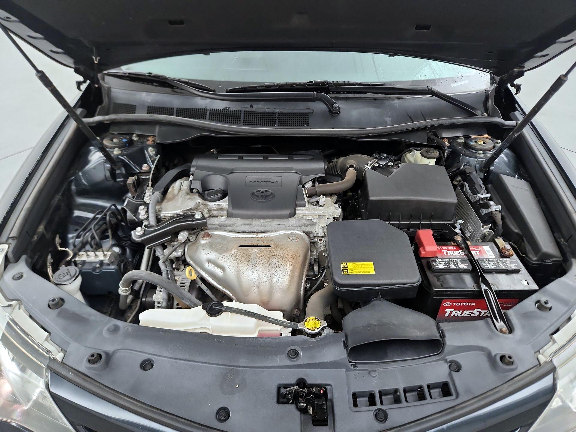 Thumbnail: 2014 Toyota Camry - 19