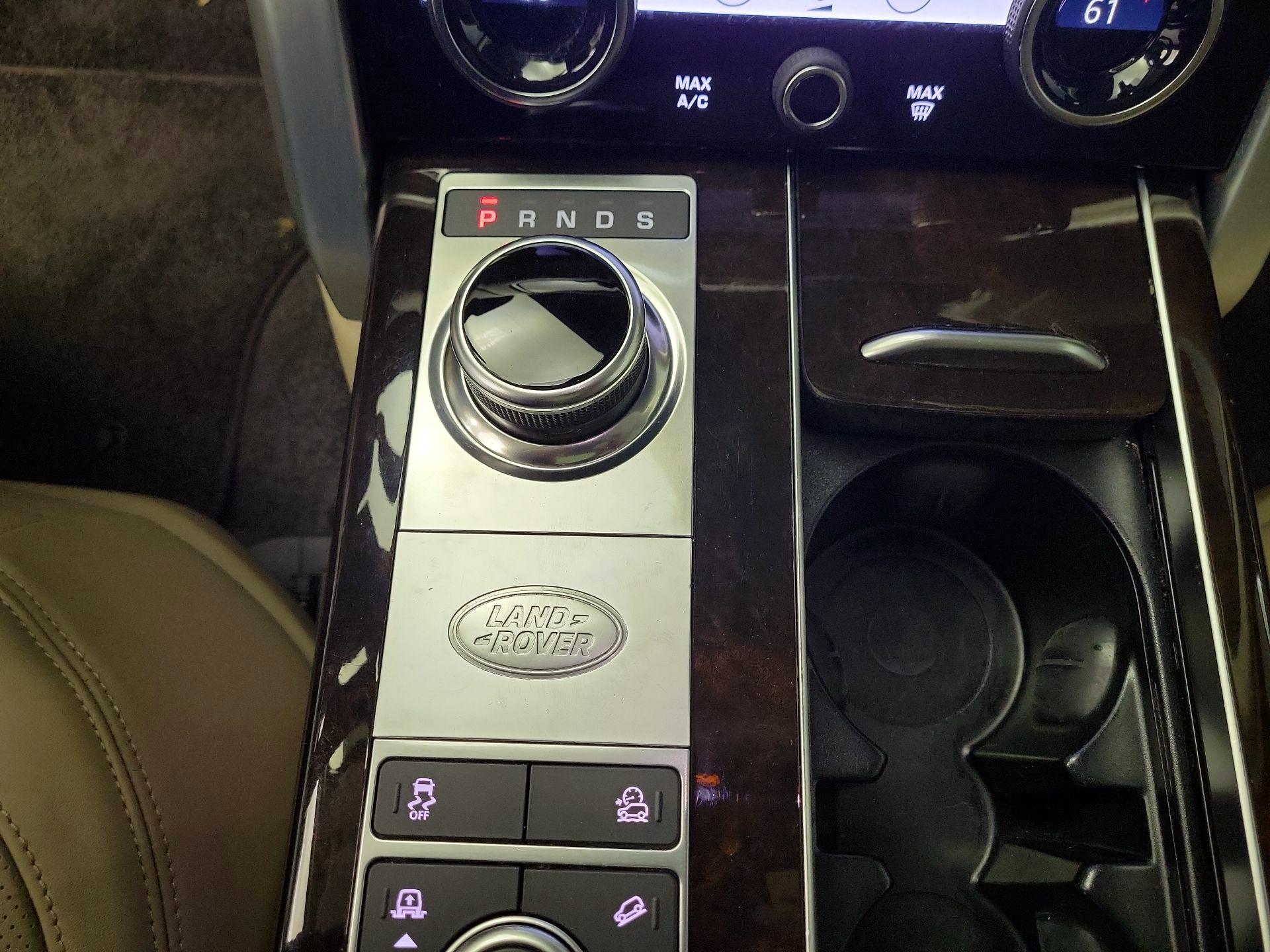 Thumbnail: 2021 Land Rover Range Rover - 18