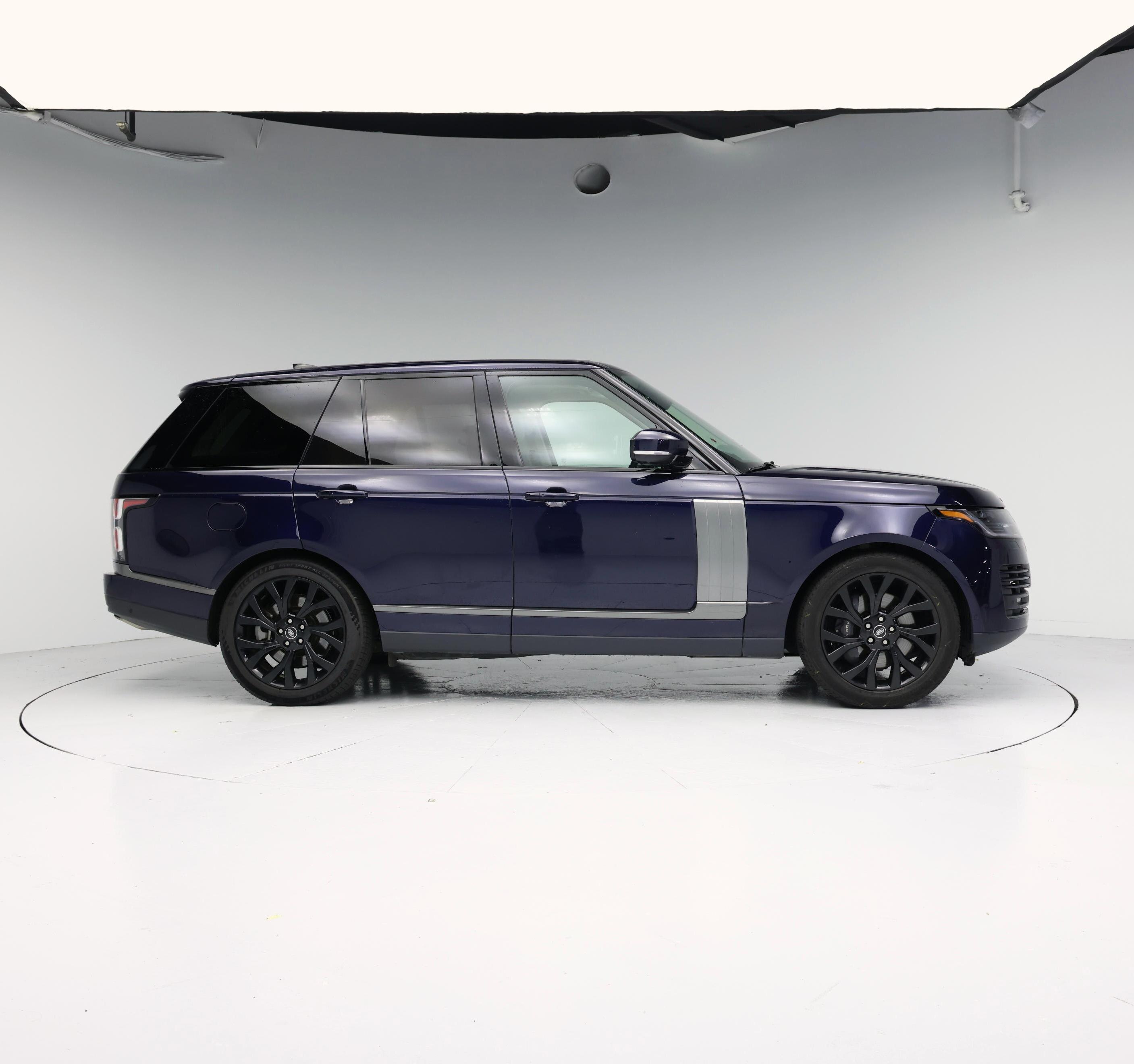 Thumbnail: 2021 Land Rover Range Rover - 7