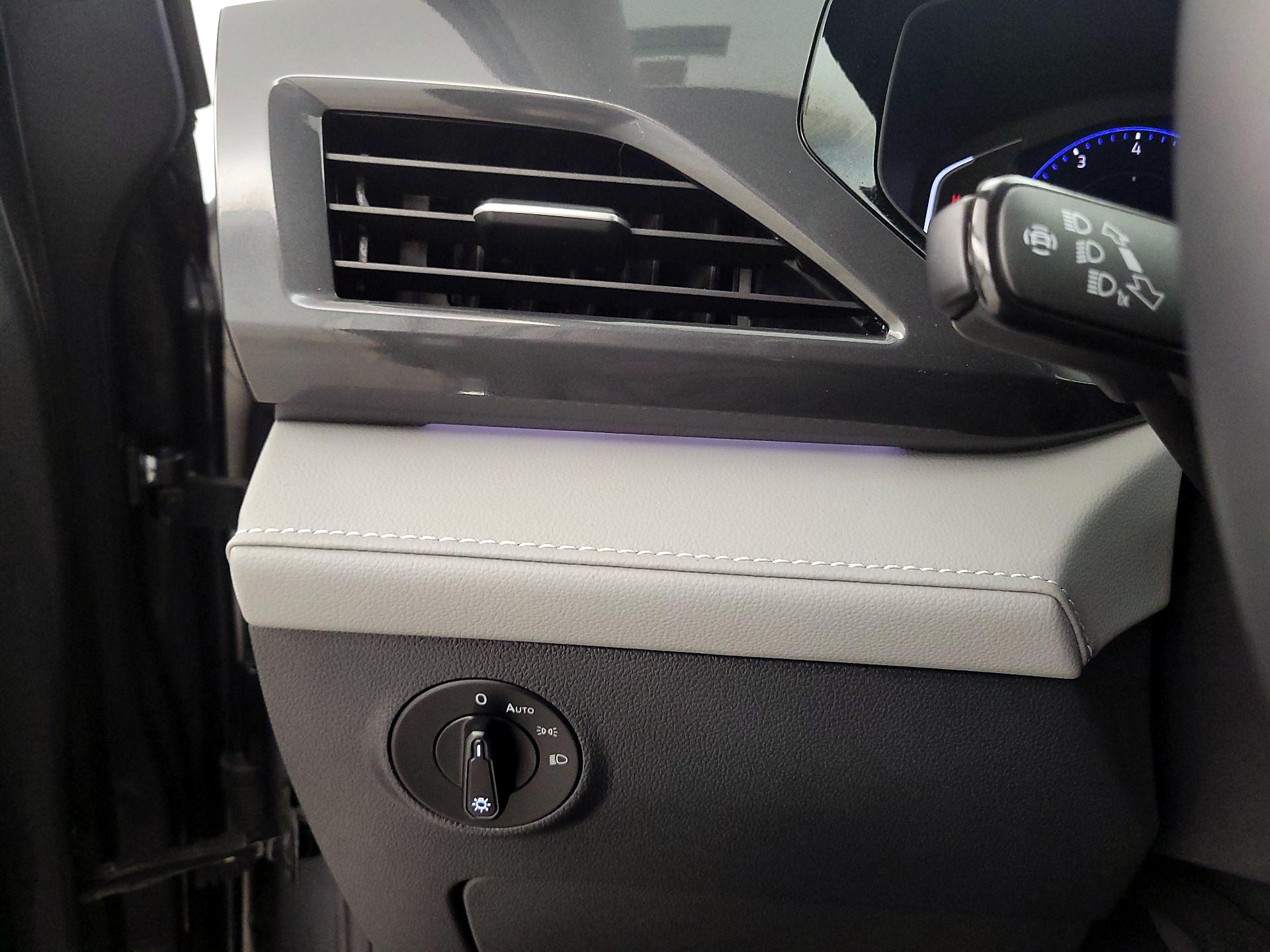 Thumbnail: 2024 Volkswagen Taos - 13