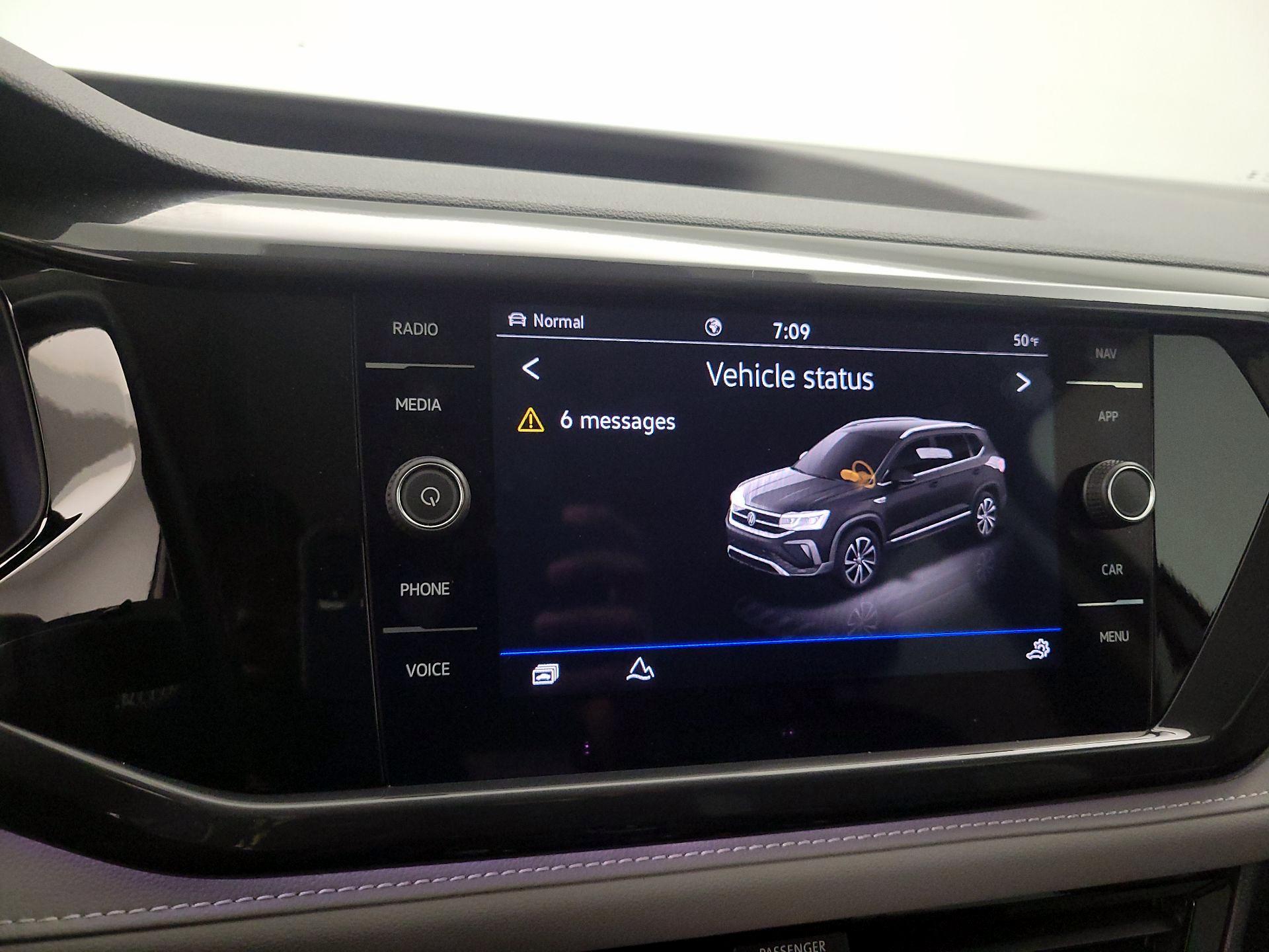 Thumbnail: 2024 Volkswagen Taos - 15