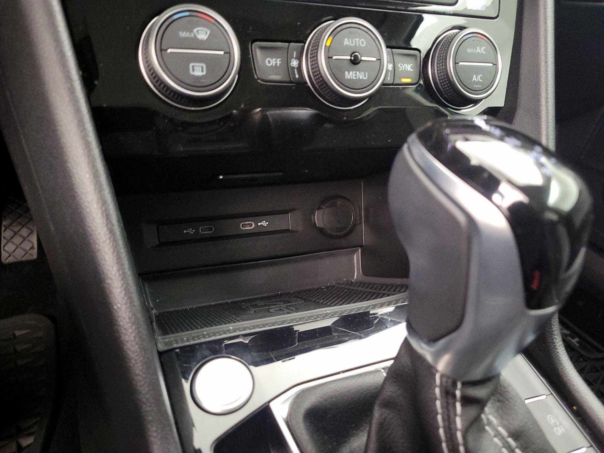 Thumbnail: 2024 Volkswagen Taos - 18