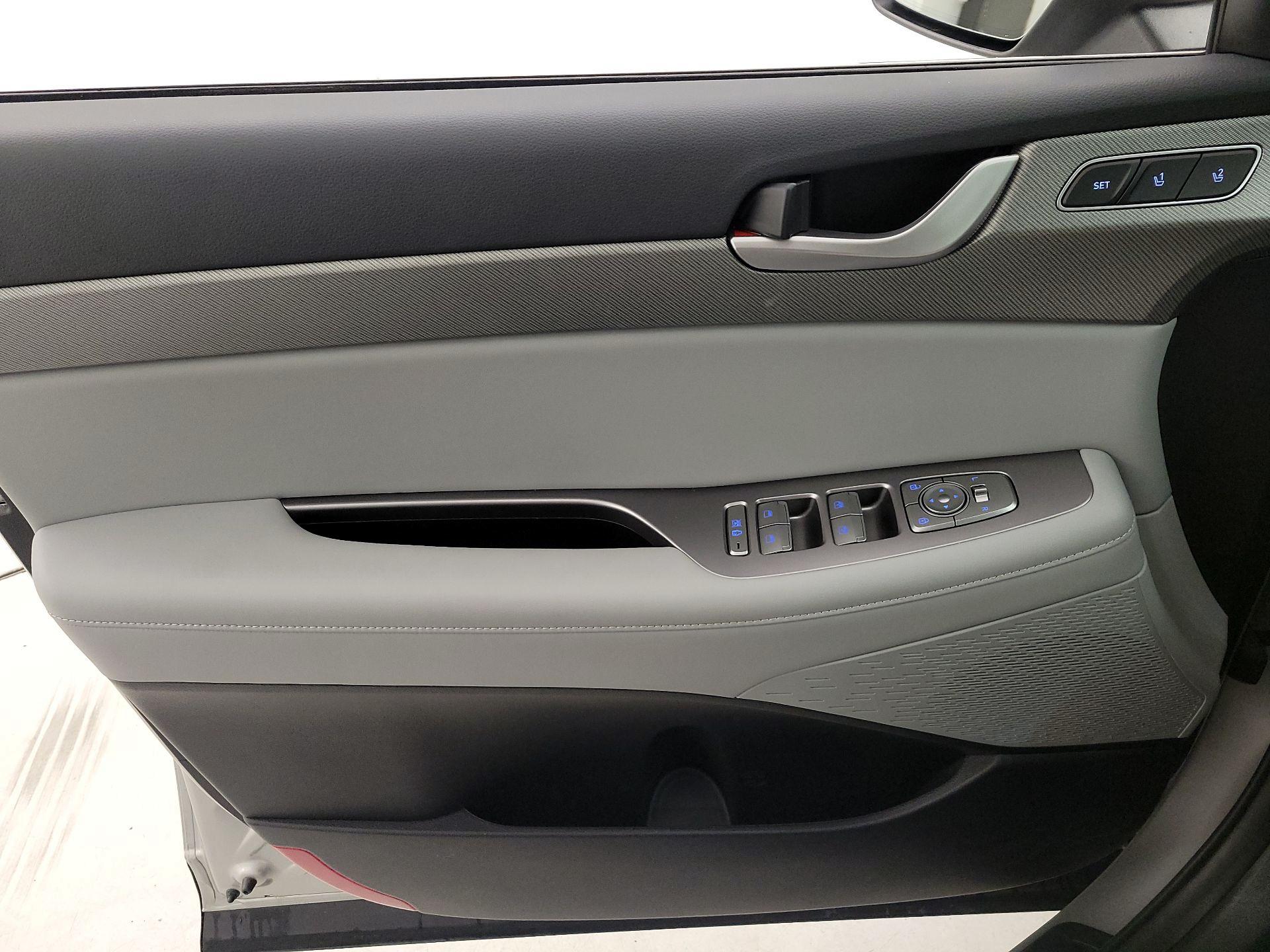 Thumbnail: 2025 Hyundai Palisade - 12