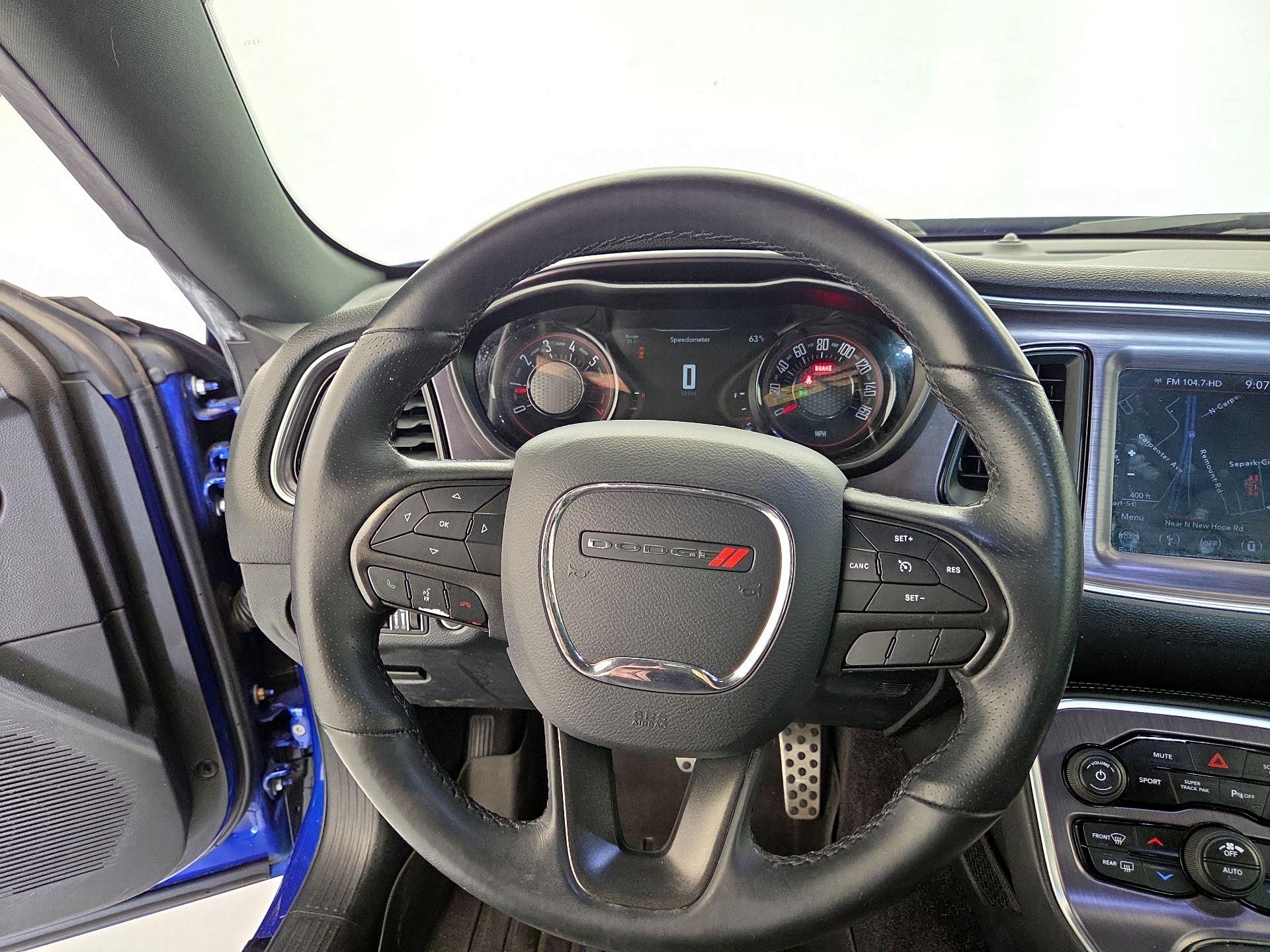 Thumbnail: 2018 Dodge Challenger - 10