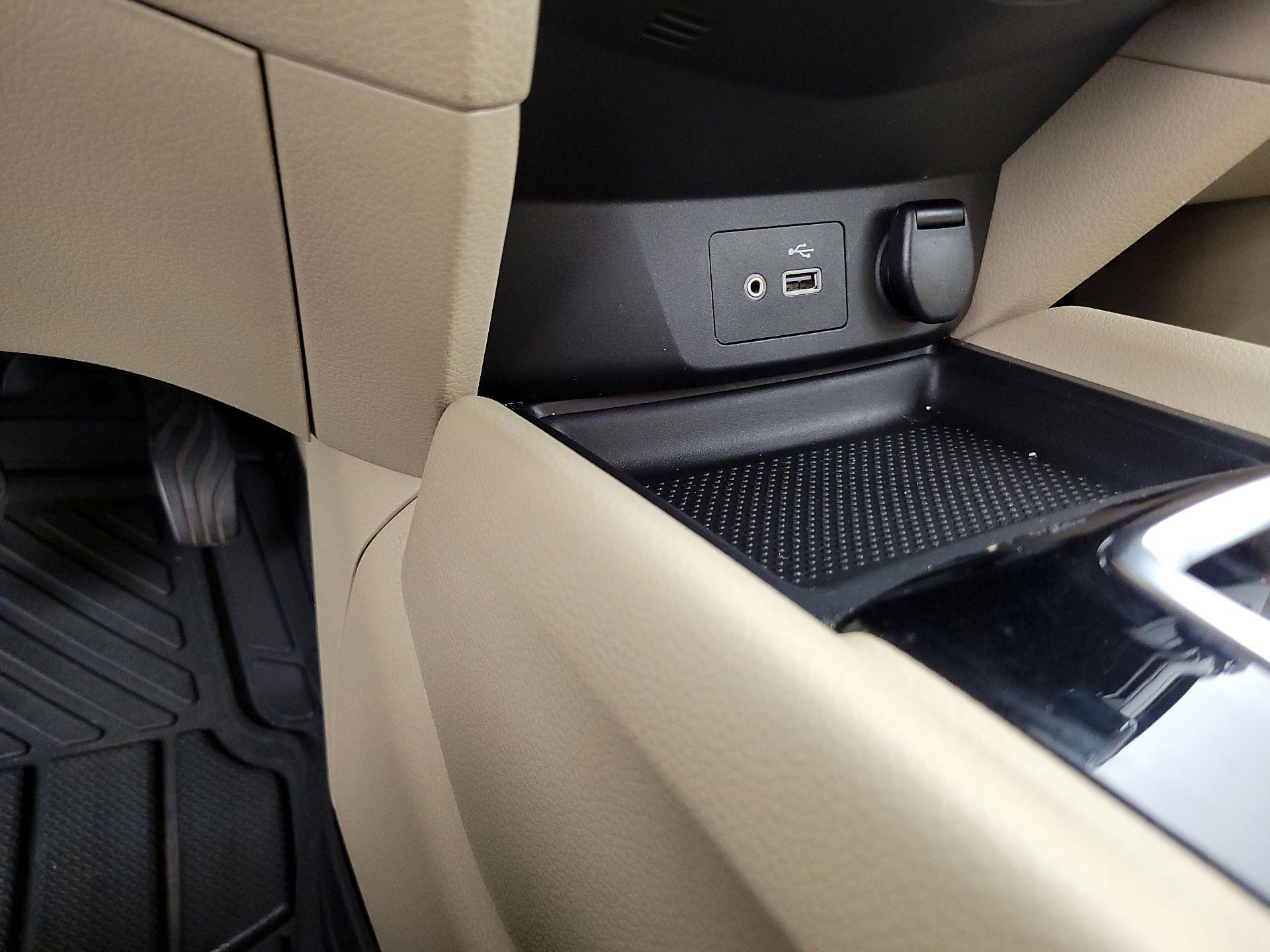 Thumbnail: 2020 Nissan Rogue - 18