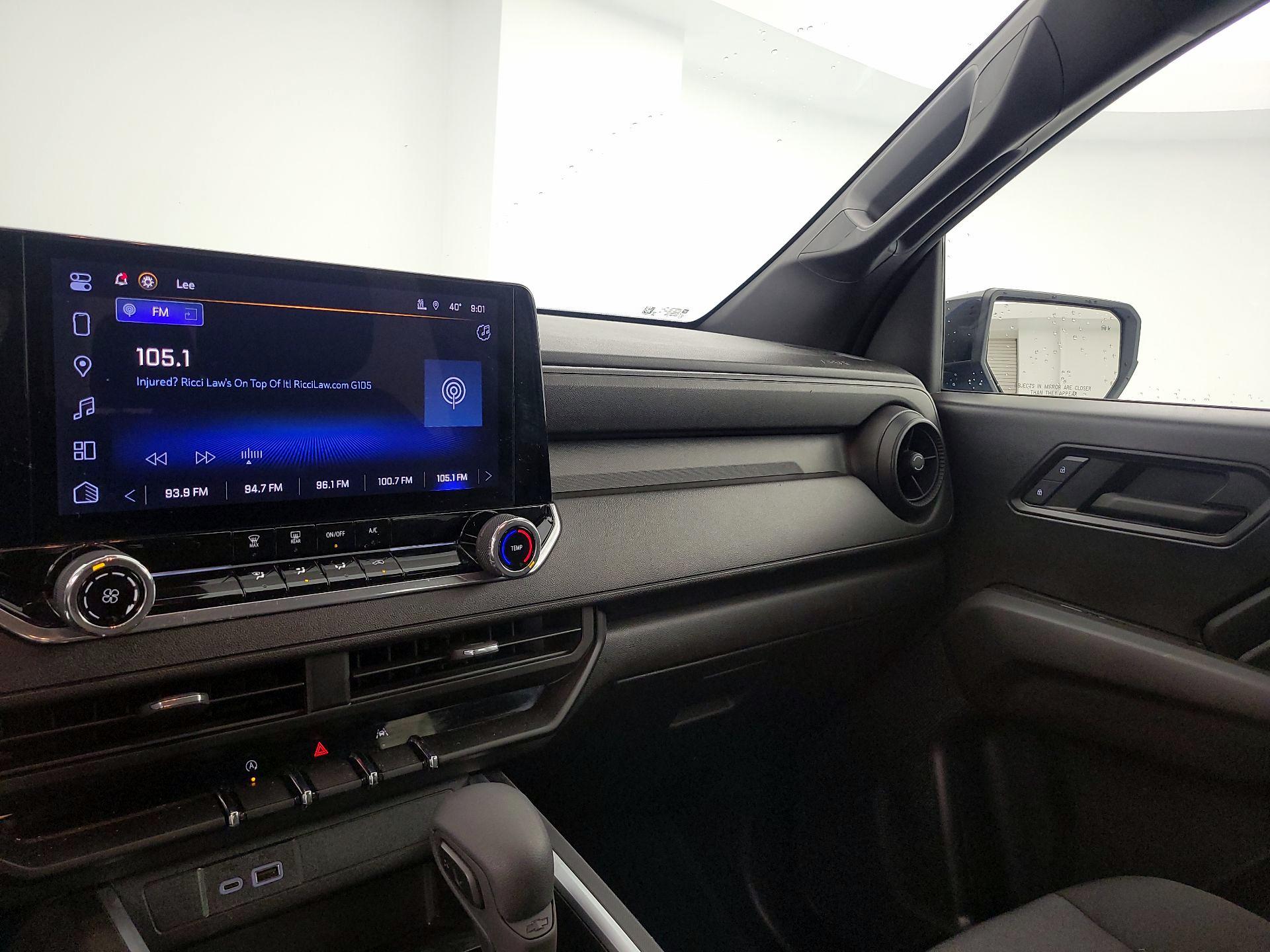 Thumbnail: 2024 Chevrolet Colorado - 16