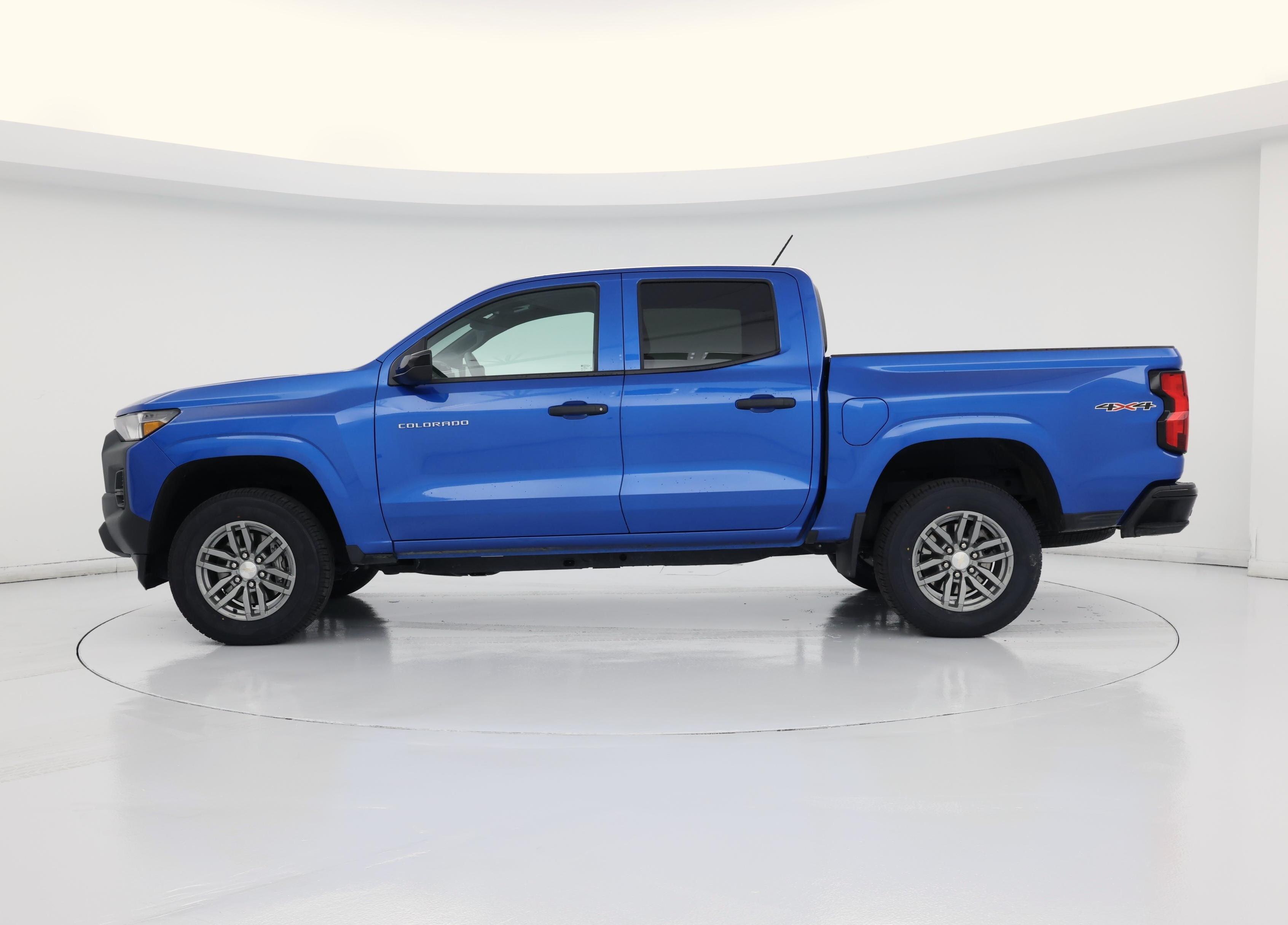 Thumbnail: 2024 Chevrolet Colorado - 3