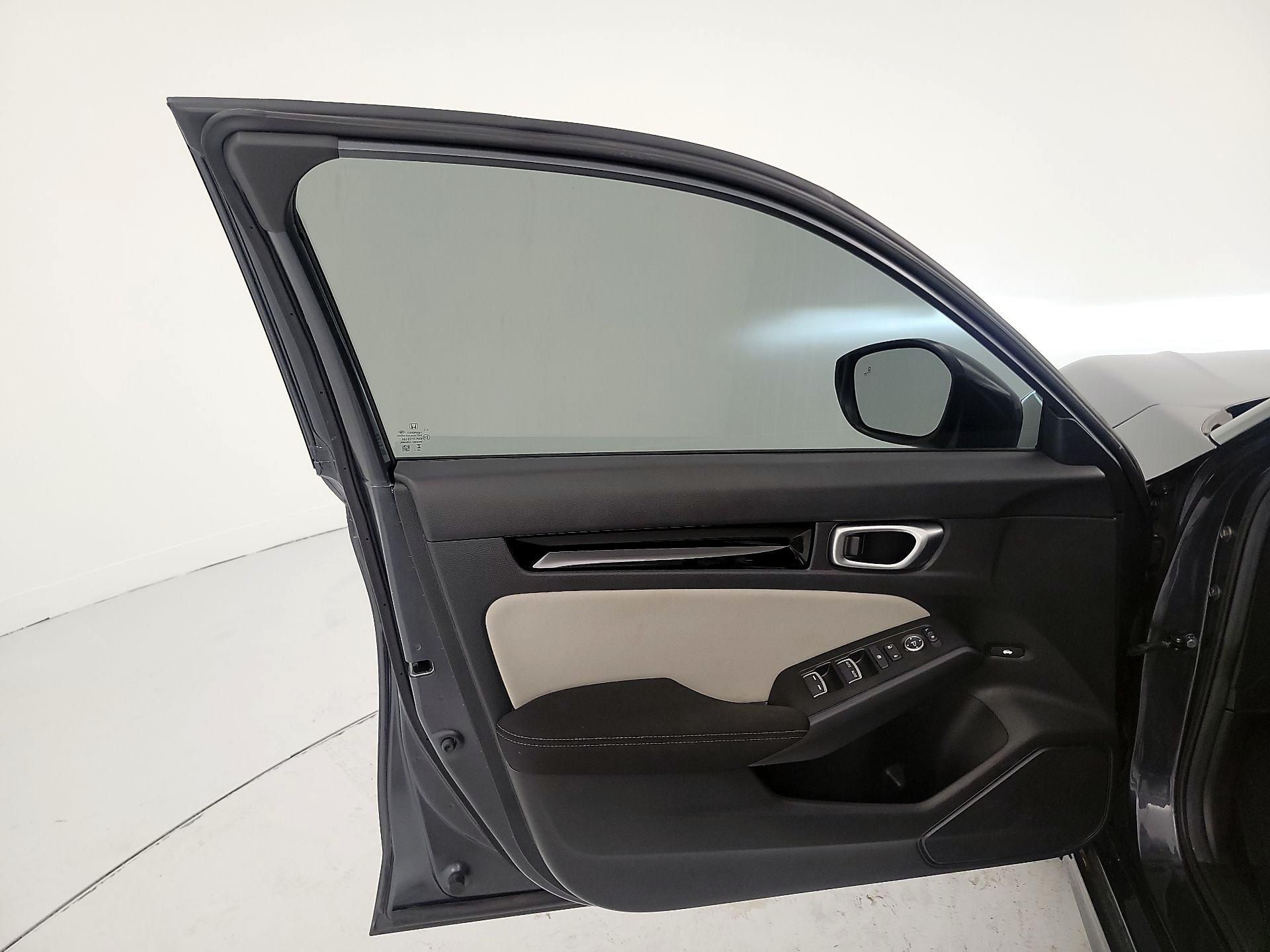 Thumbnail: 2024 Honda Civic - 12