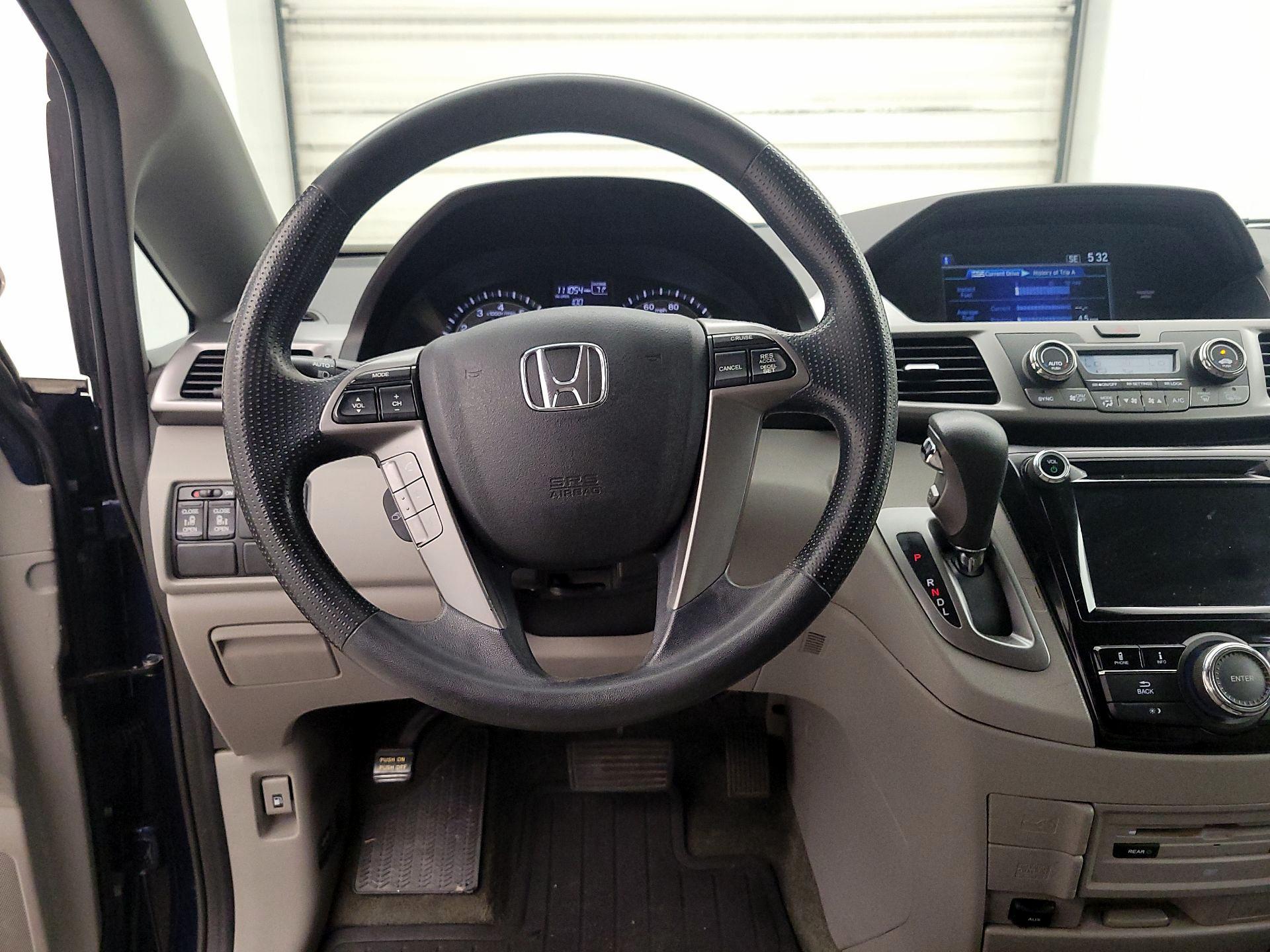 Thumbnail: 2016 Honda Odyssey - 10