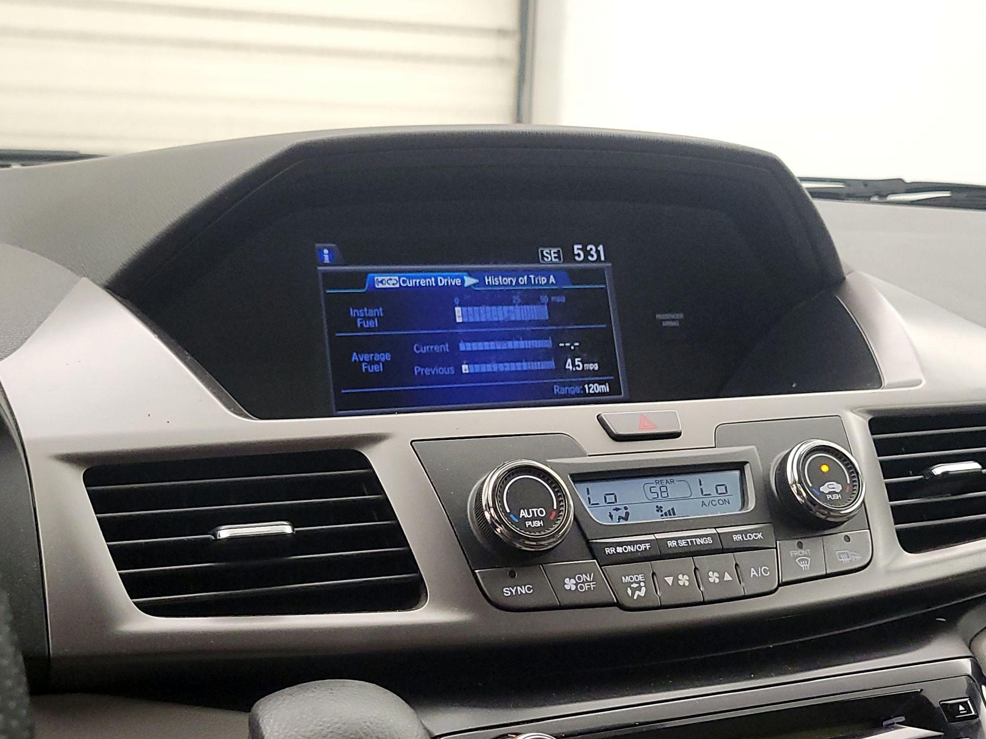 Thumbnail: 2016 Honda Odyssey - 15