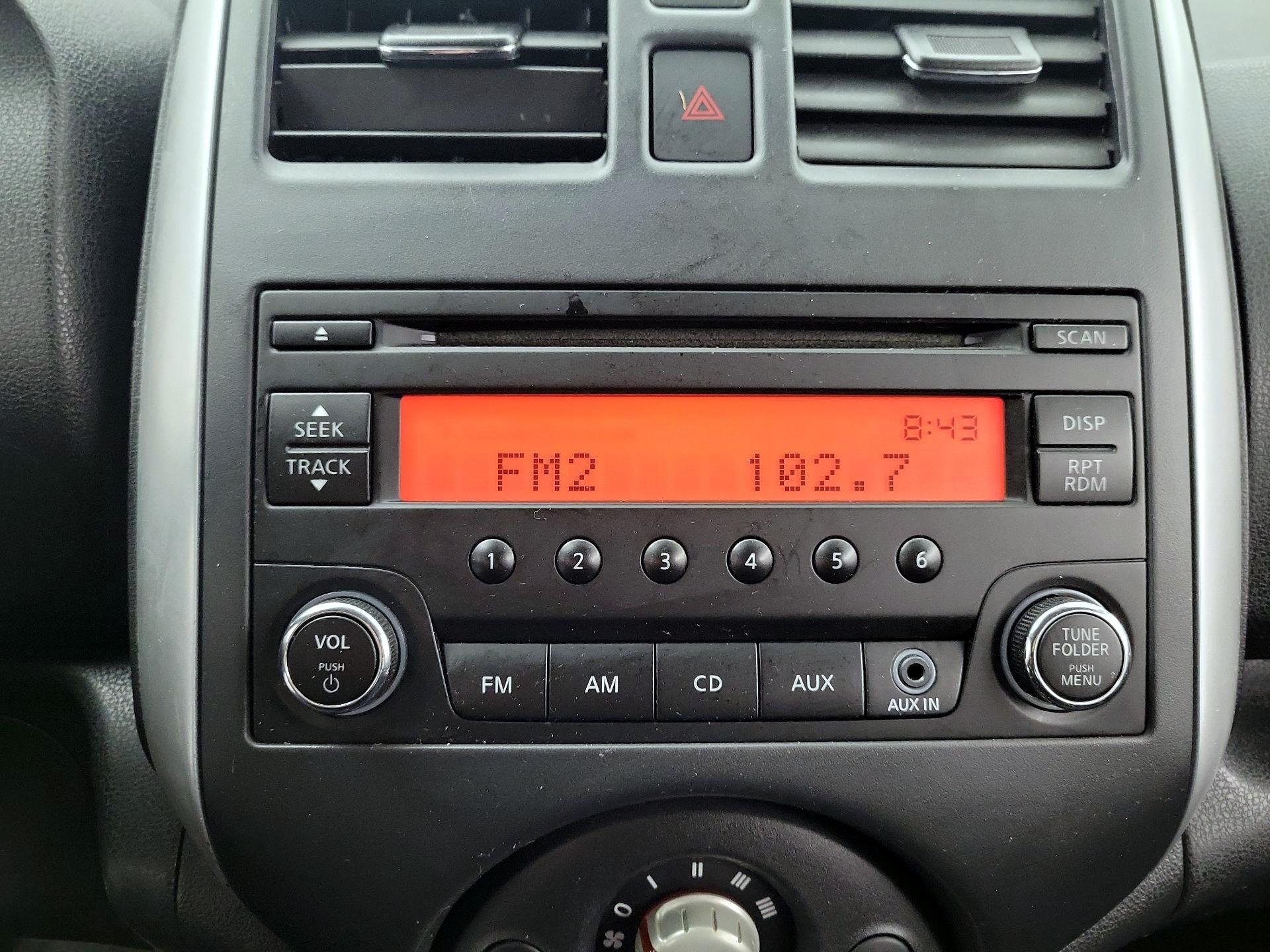 Thumbnail: 2014 Nissan Versa Note - 14