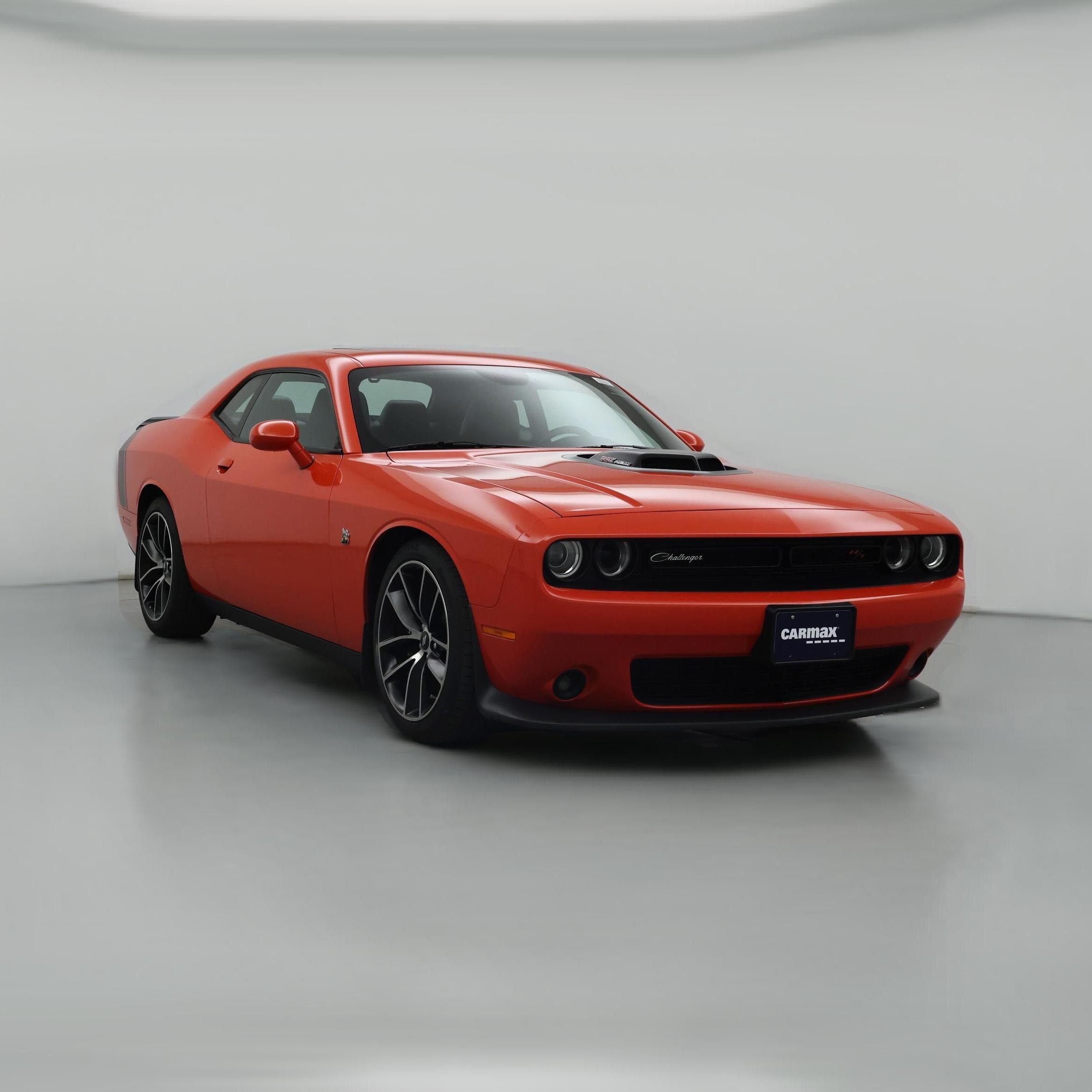 Thumbnail: 2016 Dodge Challenger - 1