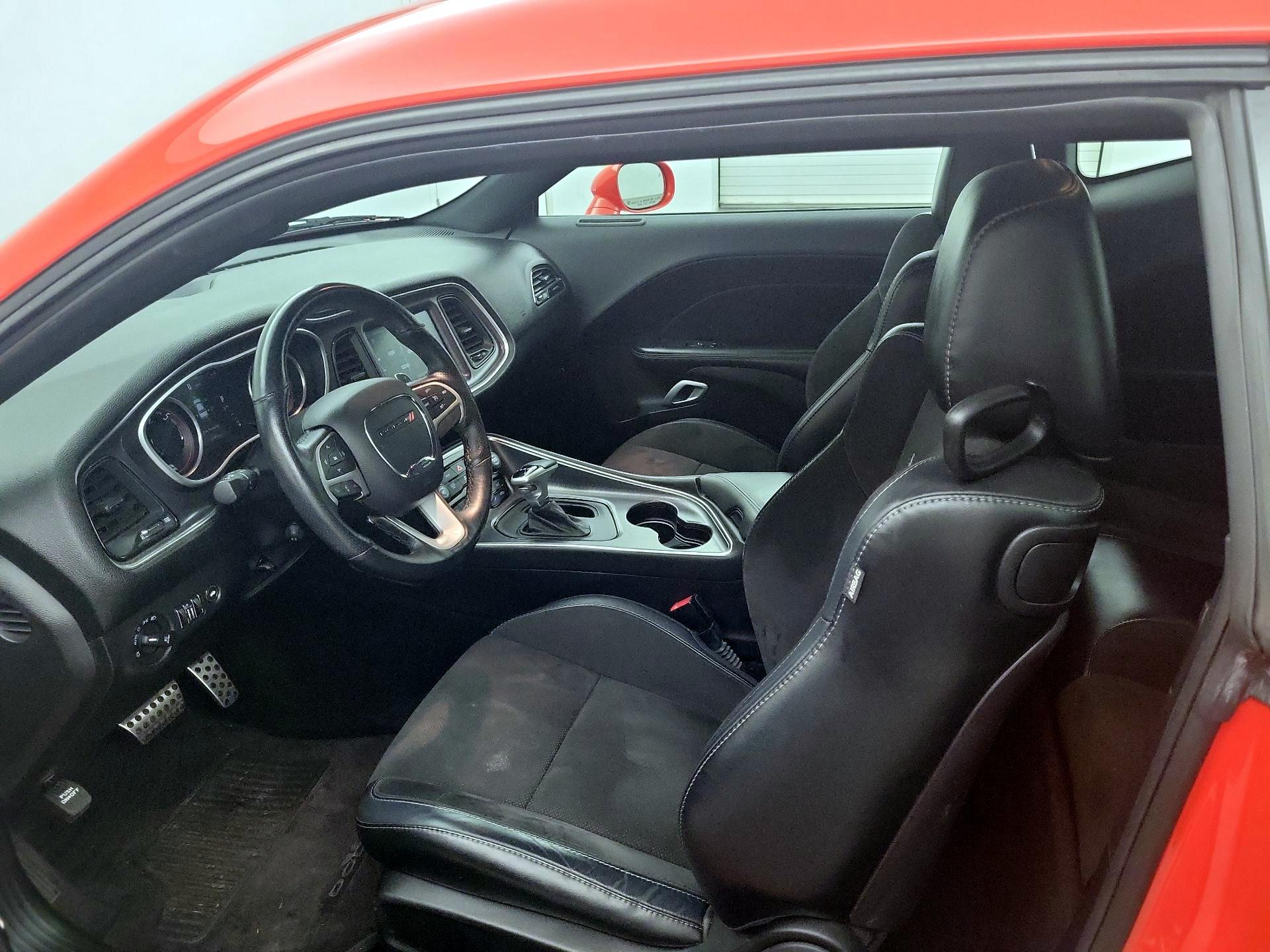 Thumbnail: 2016 Dodge Challenger - 11