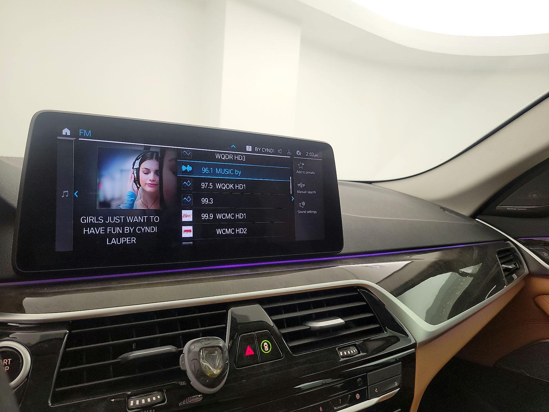 Thumbnail: 2022 BMW 5 Series - 16