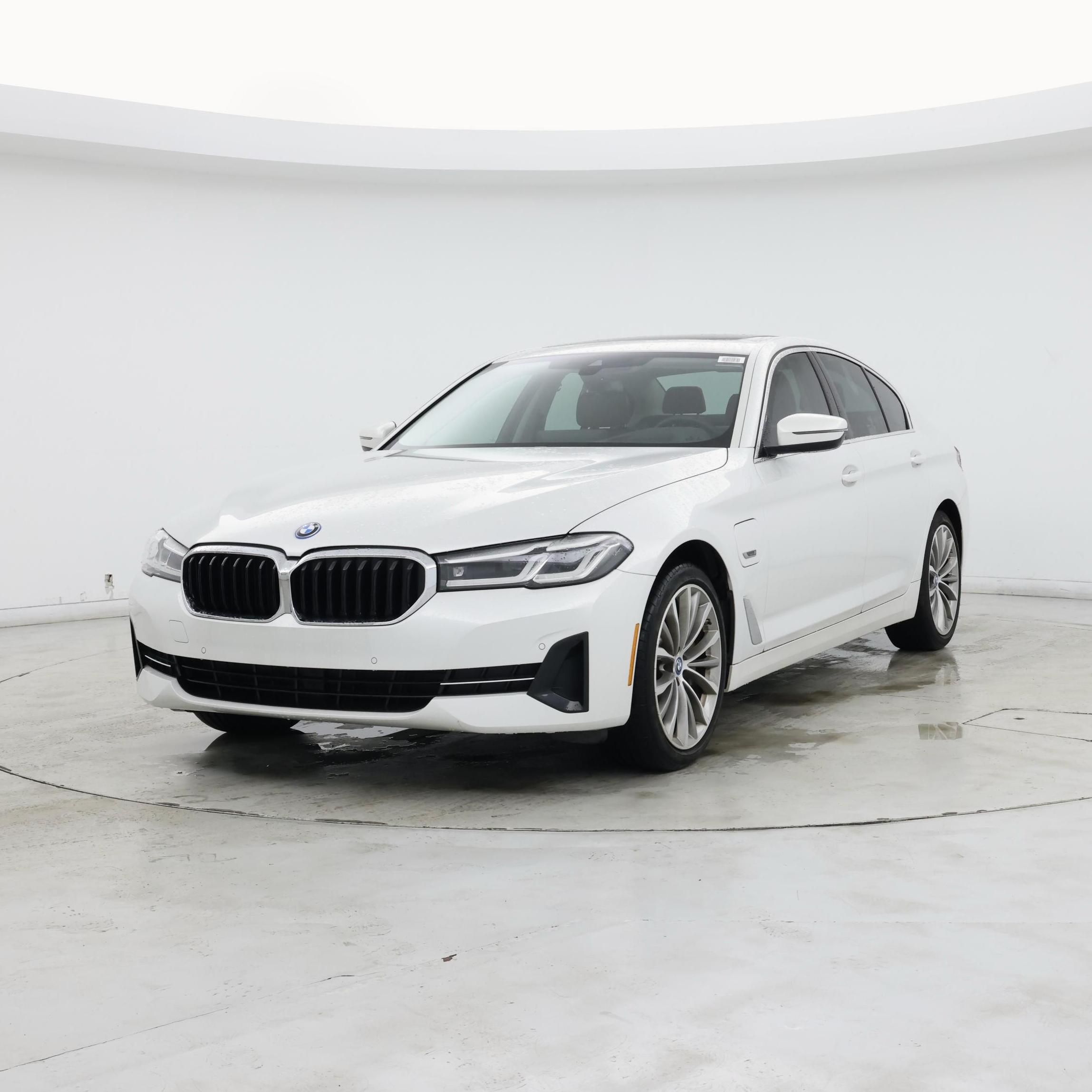 Thumbnail: 2022 BMW 5 Series - 4