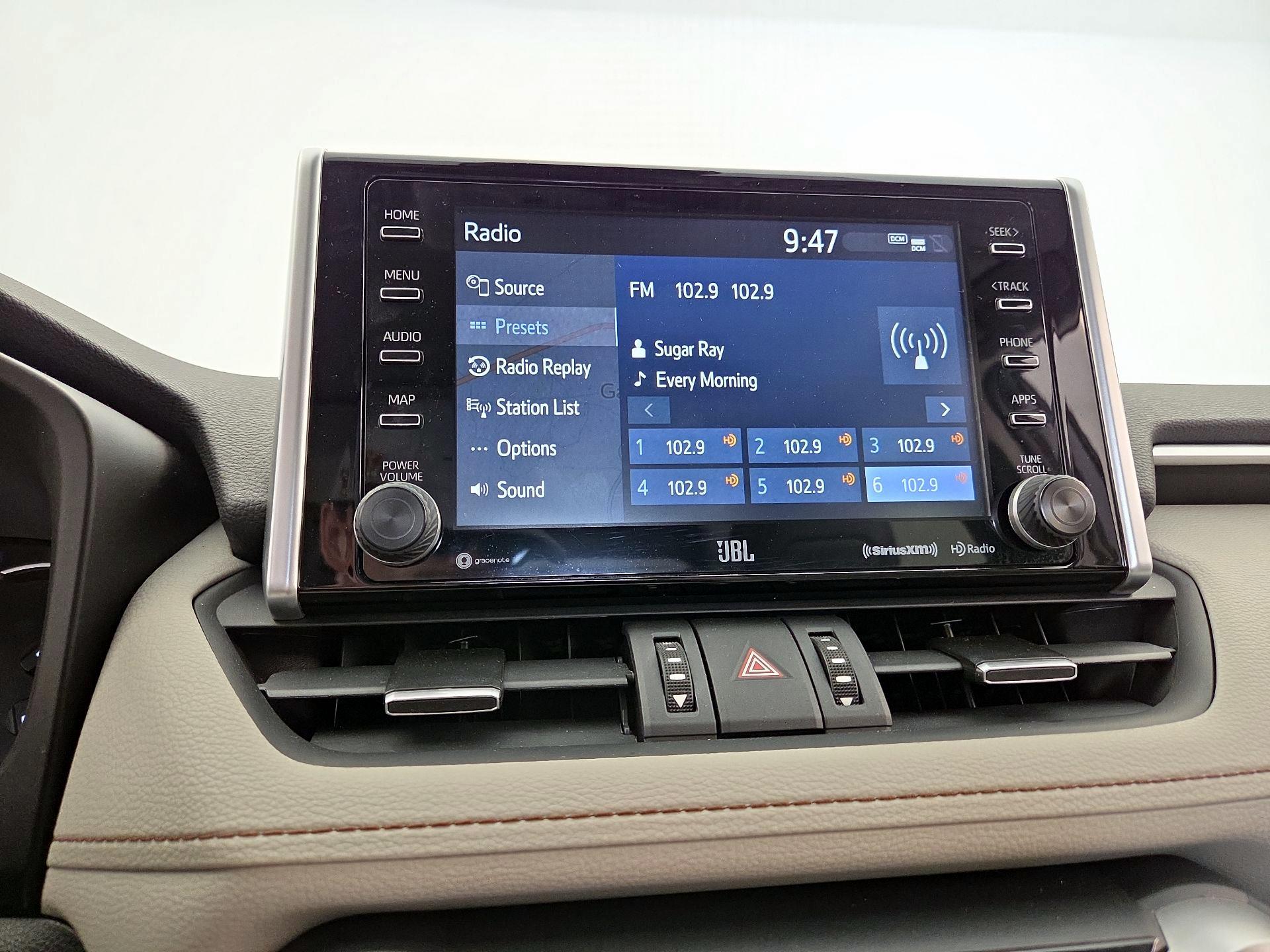 Thumbnail: 2021 Toyota RAV4 - 16